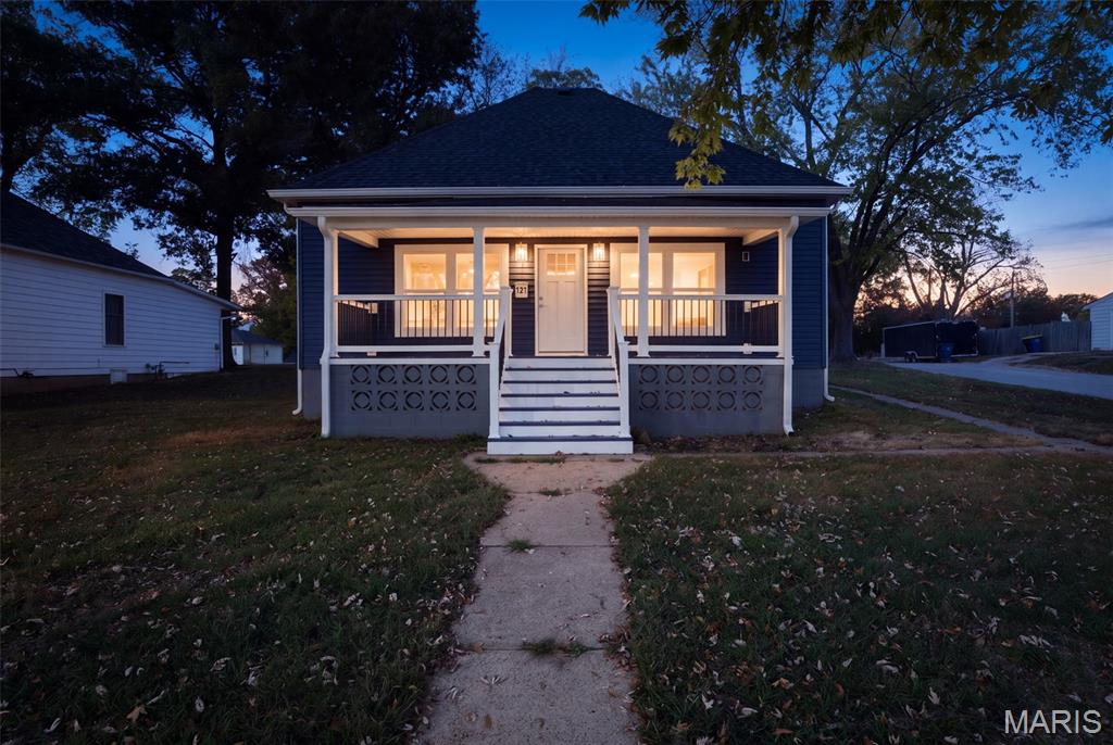 727 Moore Street — photo