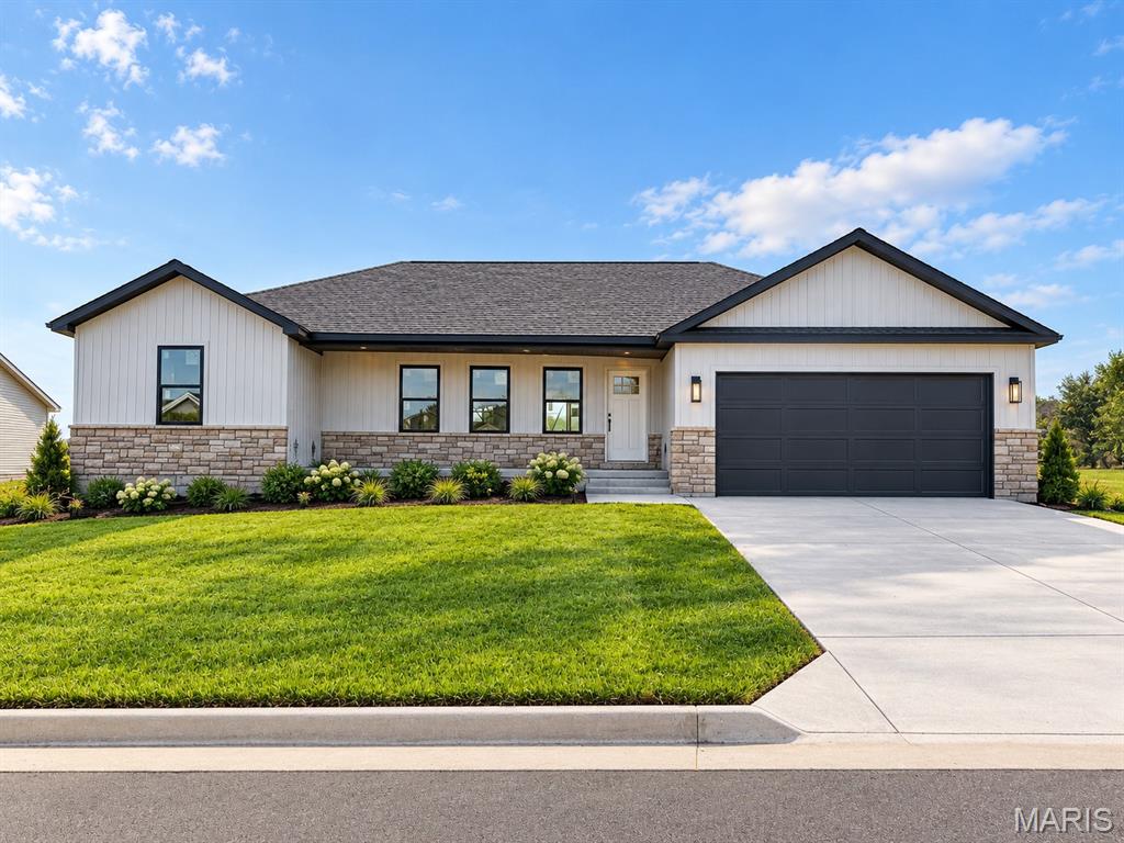 816 Barclay Drive — photo