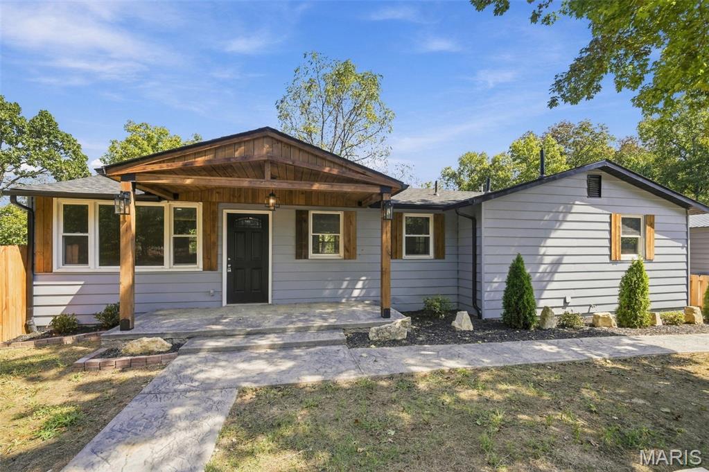 8230 Hillsboro House Springs Road — photo