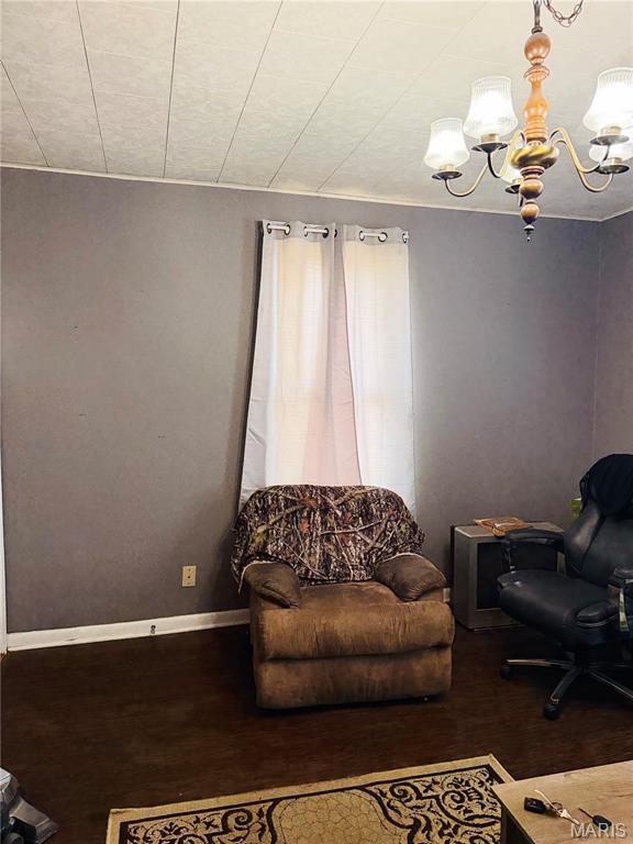 811 Roberts Street — photo