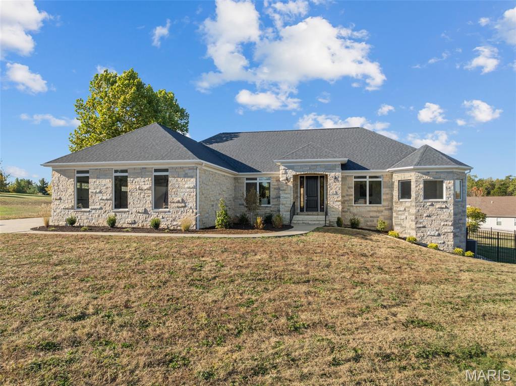 433 Gnarlyvine Court — photo
