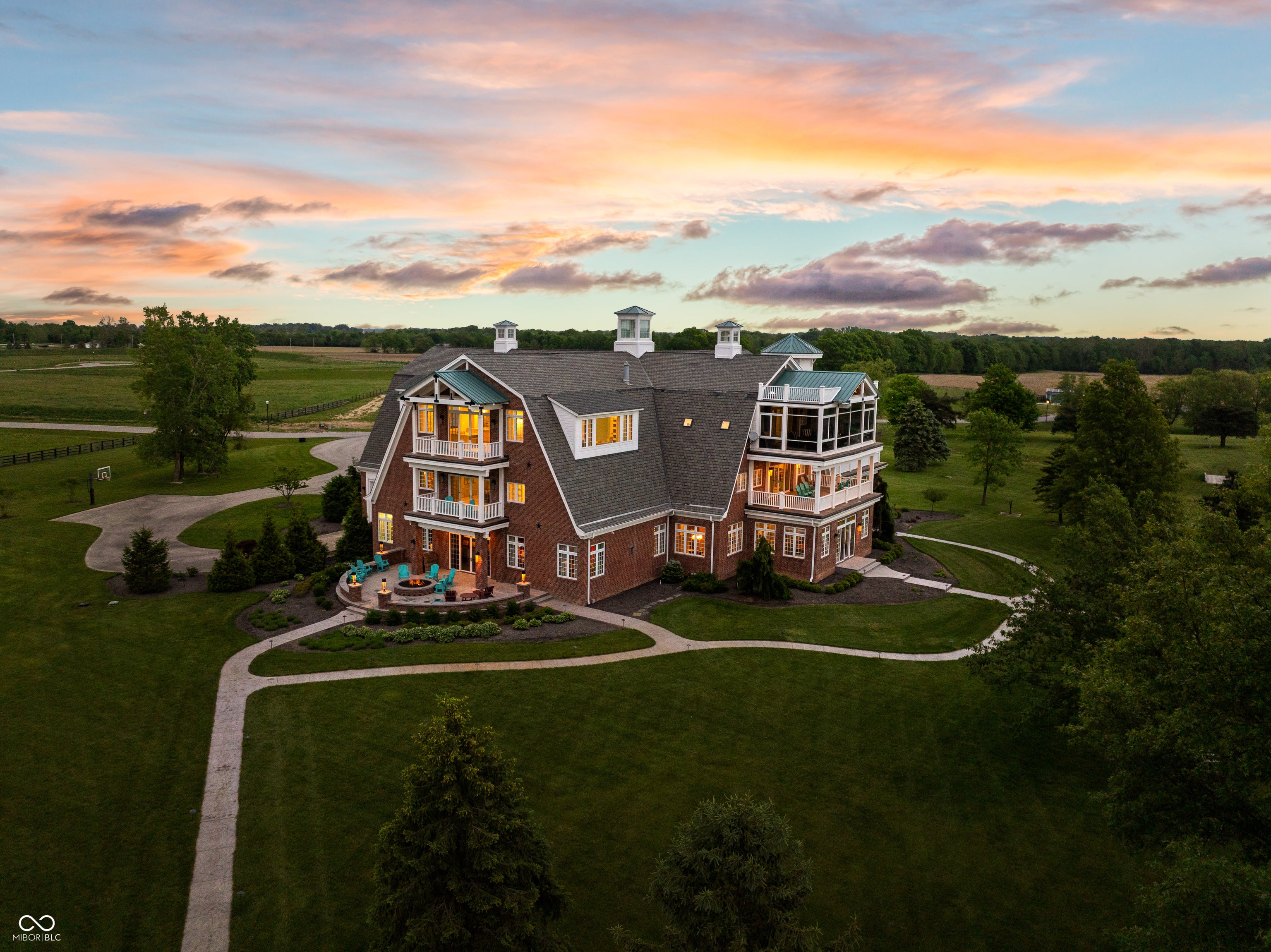 9825 Windy Hills Drive — photo
