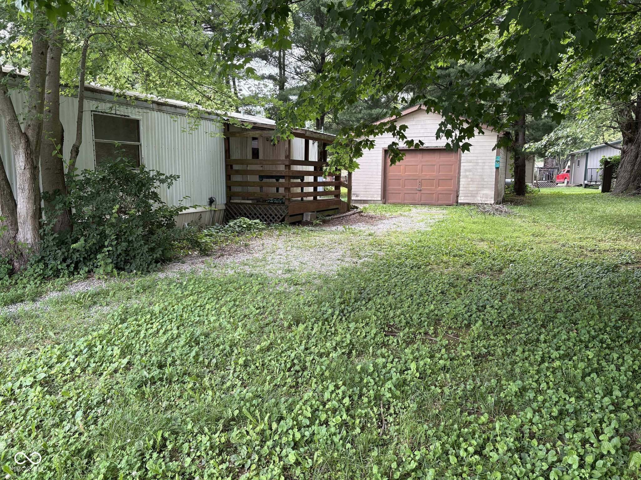 90 Small Fry Avenue — photo