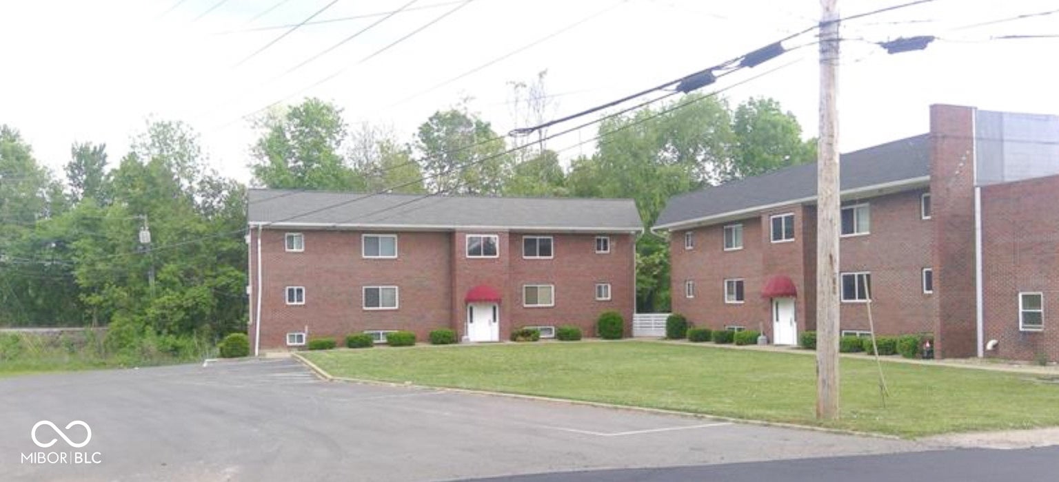 230 240 Hoosier Street — photo