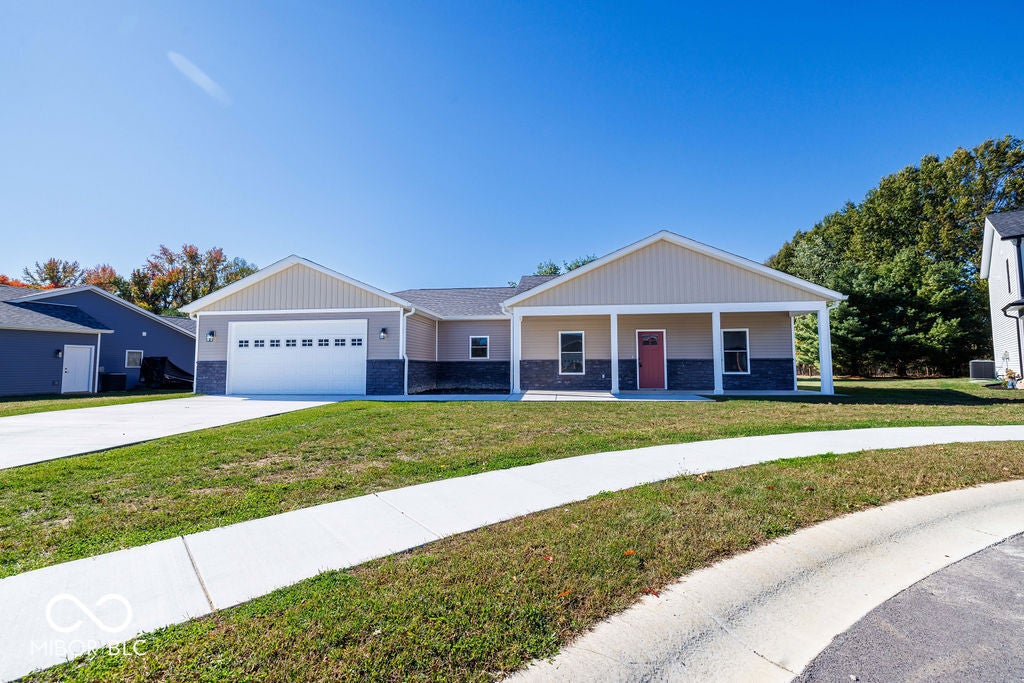534 E Dogwood Court — photo