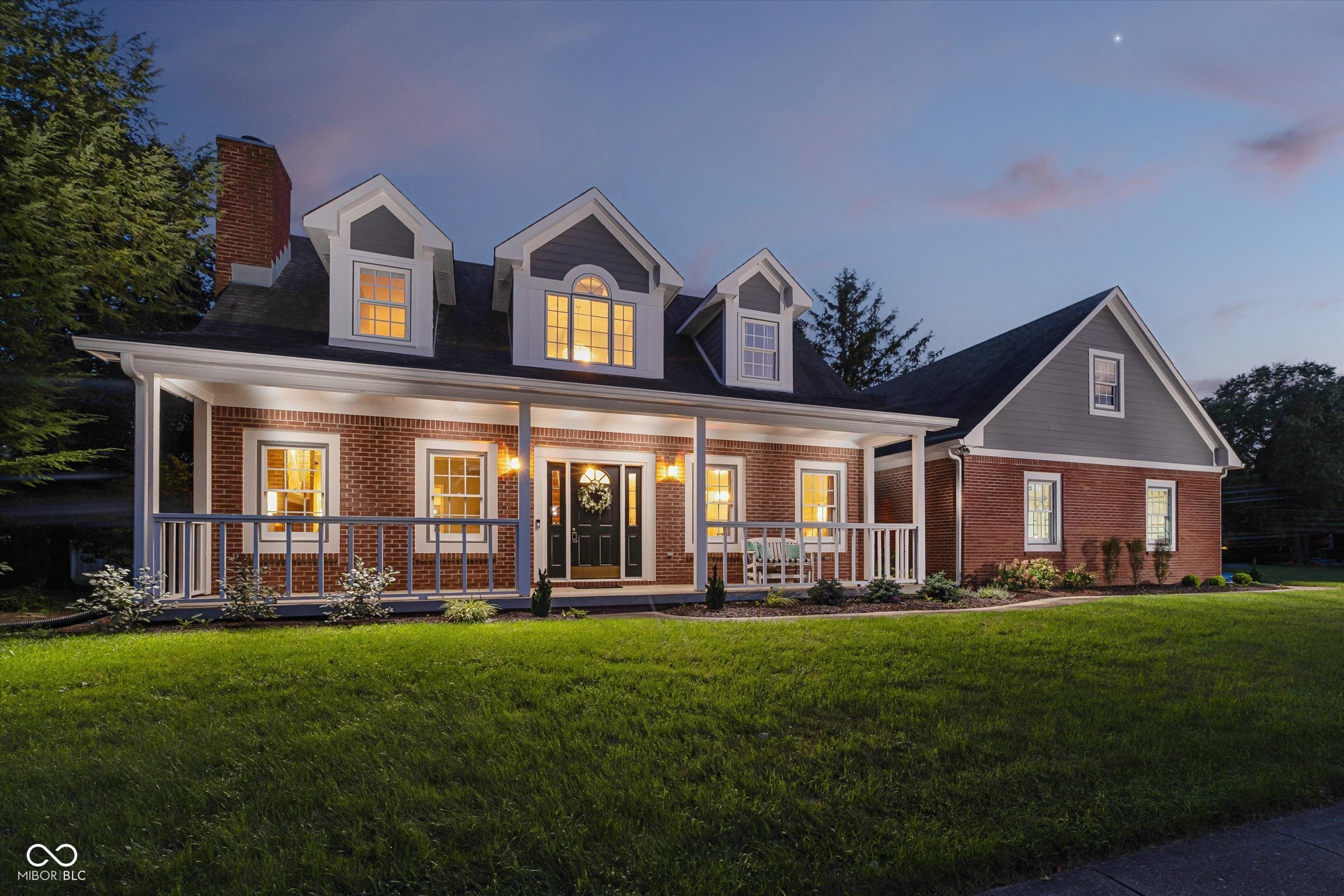 2119 Scarlet Oak Drive — photo