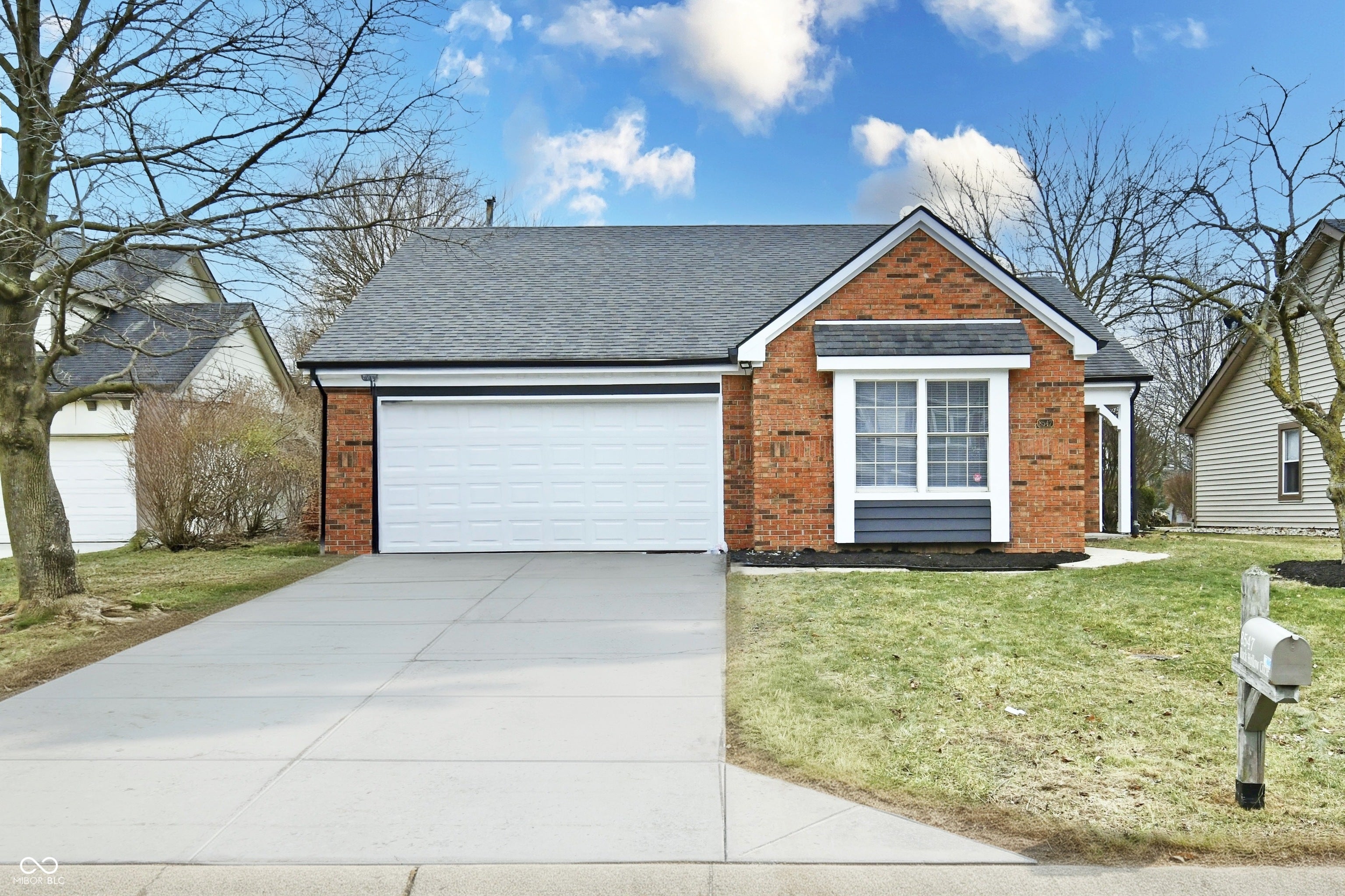 8547 Rock Hollow Circle — photo