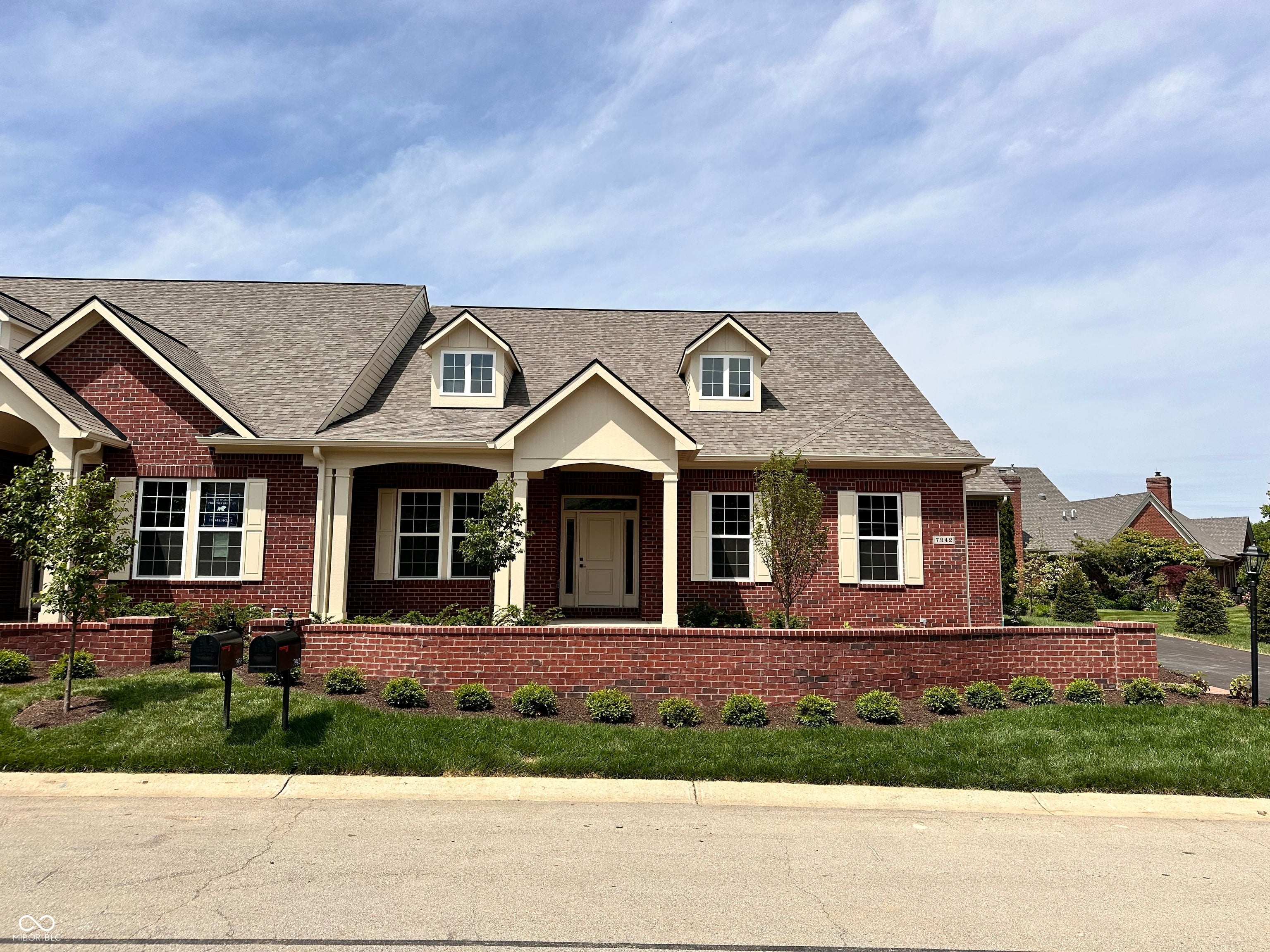 7942 Beaumont Green Place — photo