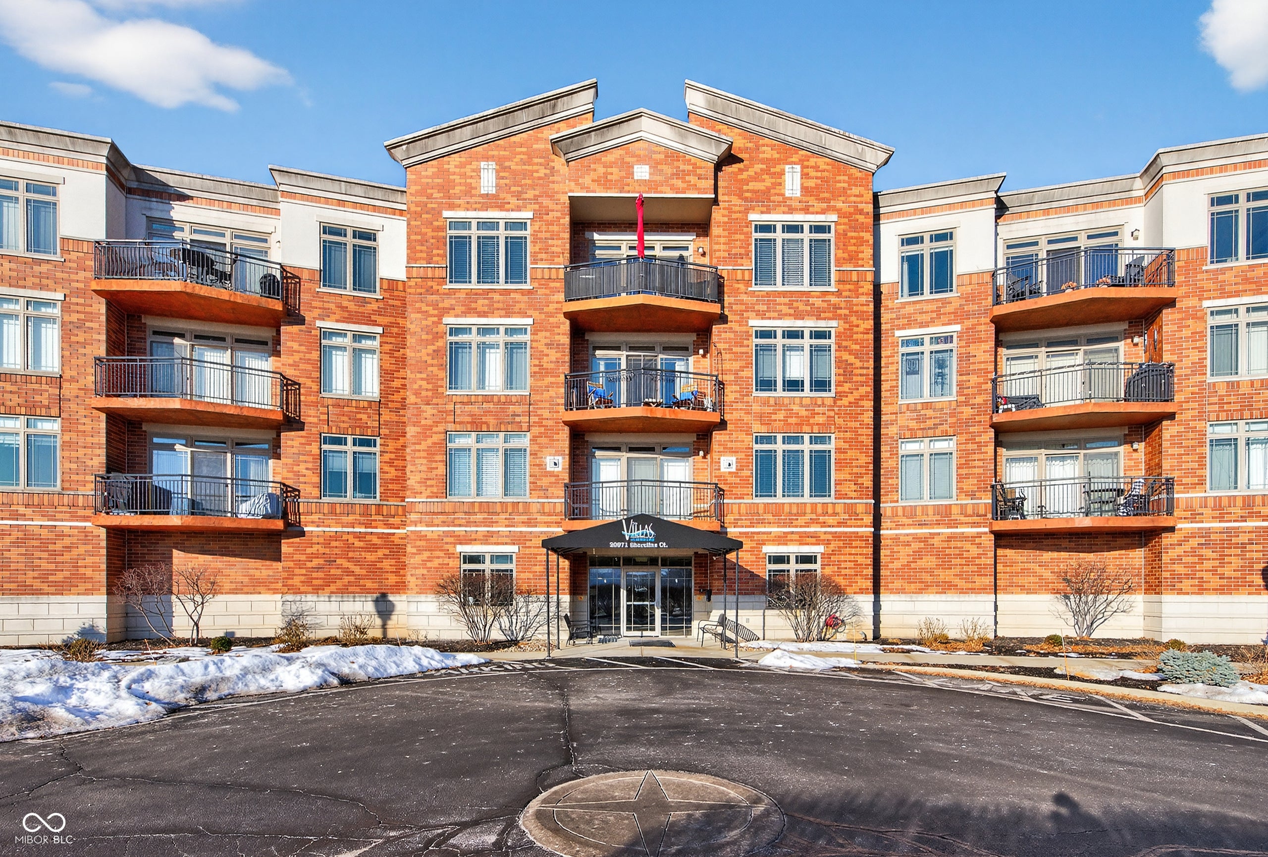 20971 Shoreline Court Apt 311 — photo