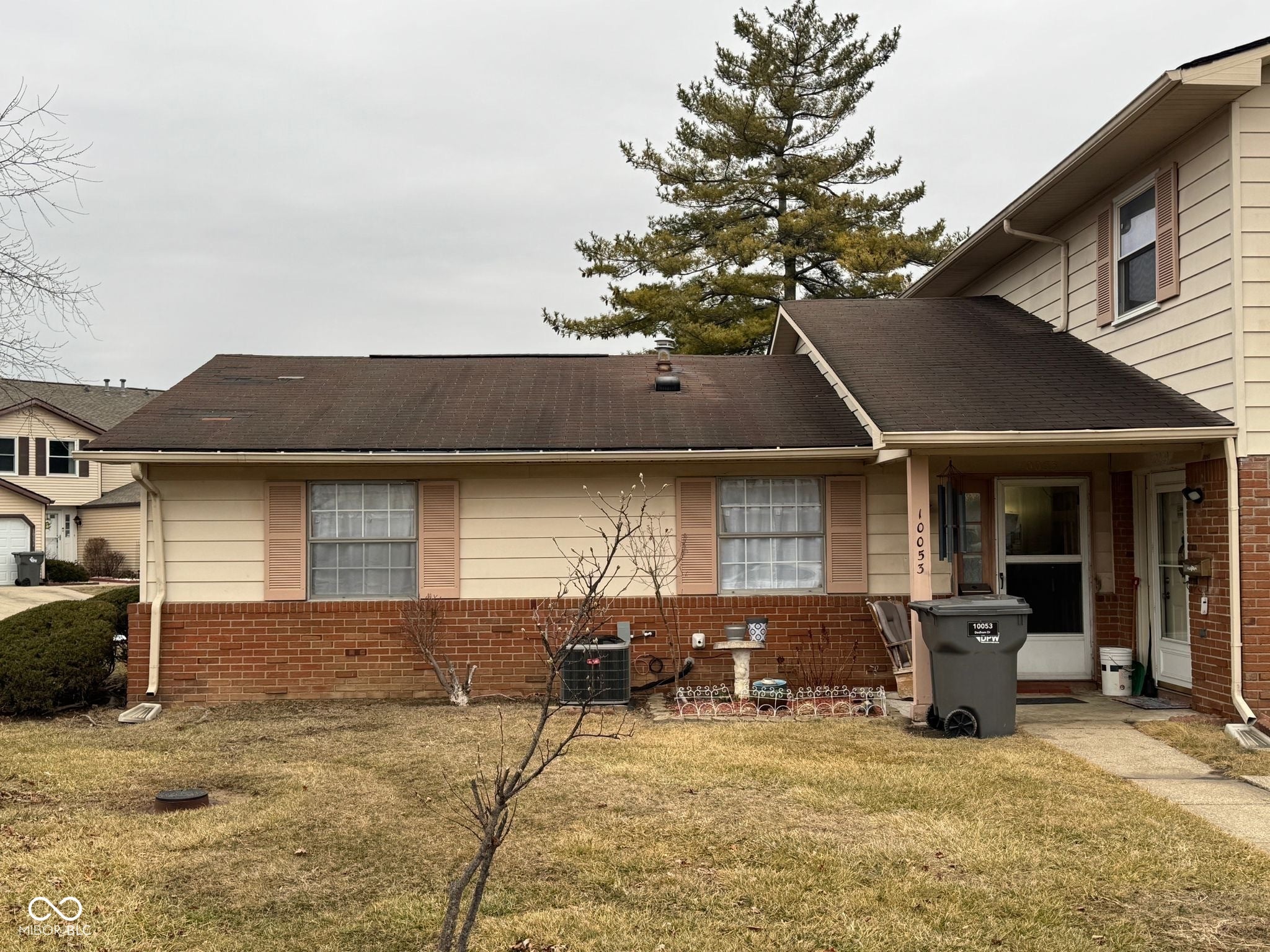 10053 E Dedham Drive — photo
