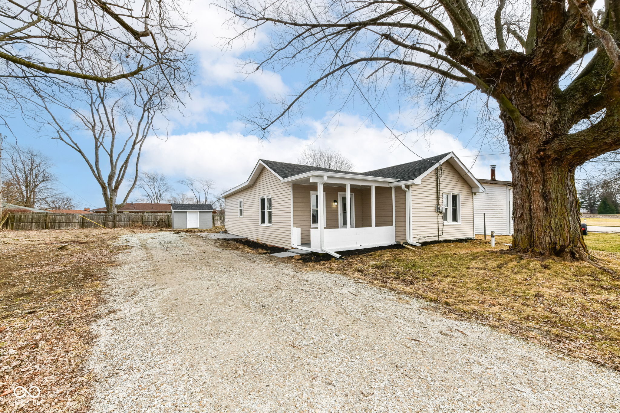 3244 S 200 E — photo