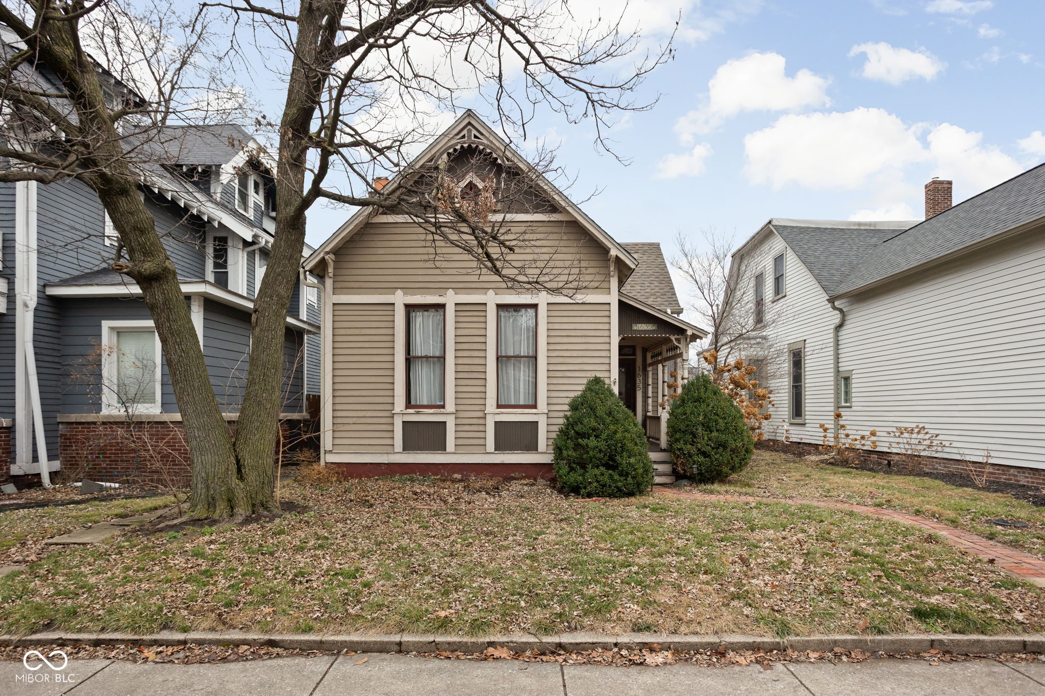 1635 N Delaware Street — photo