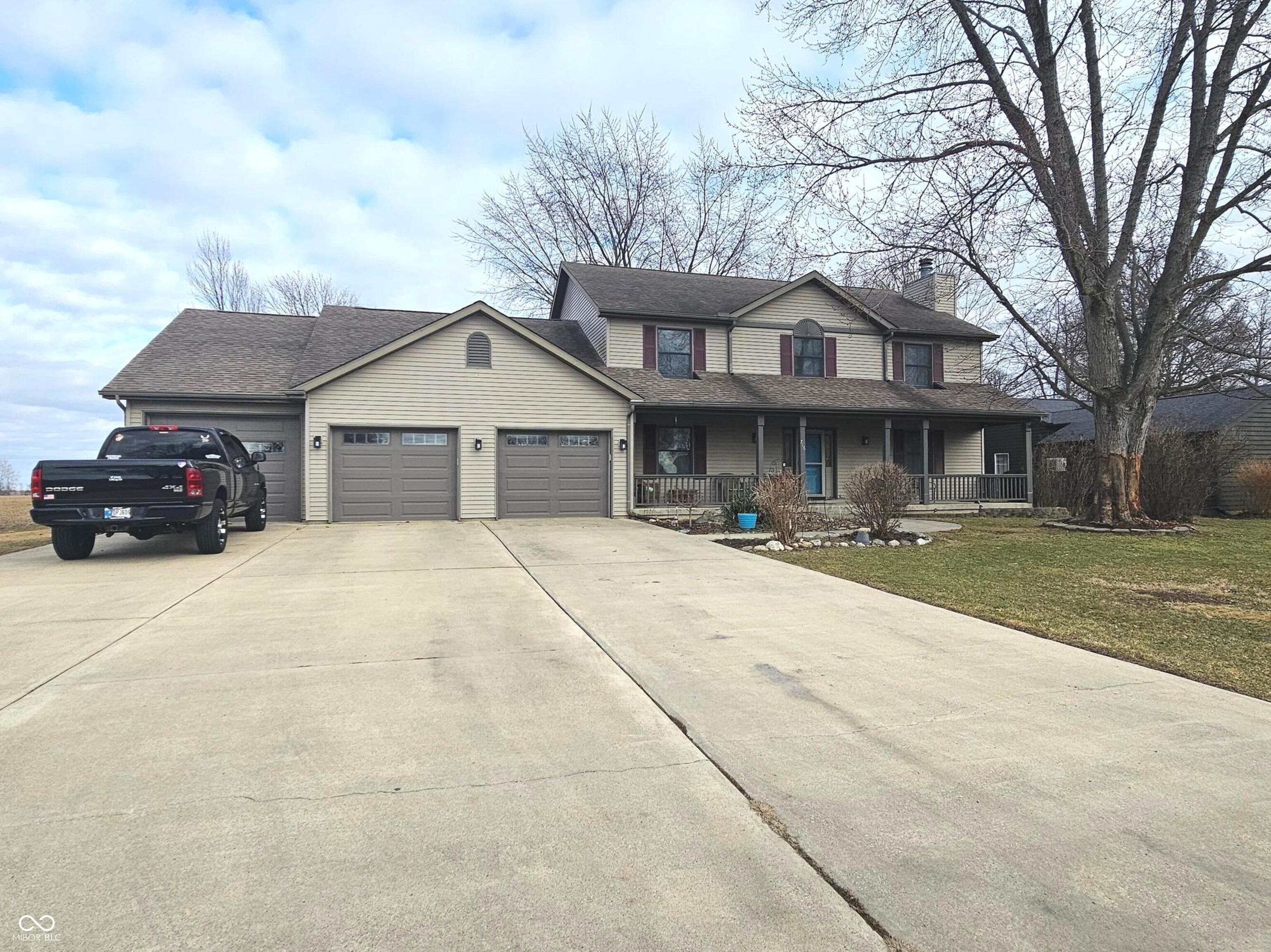 716 Allen Drive — photo