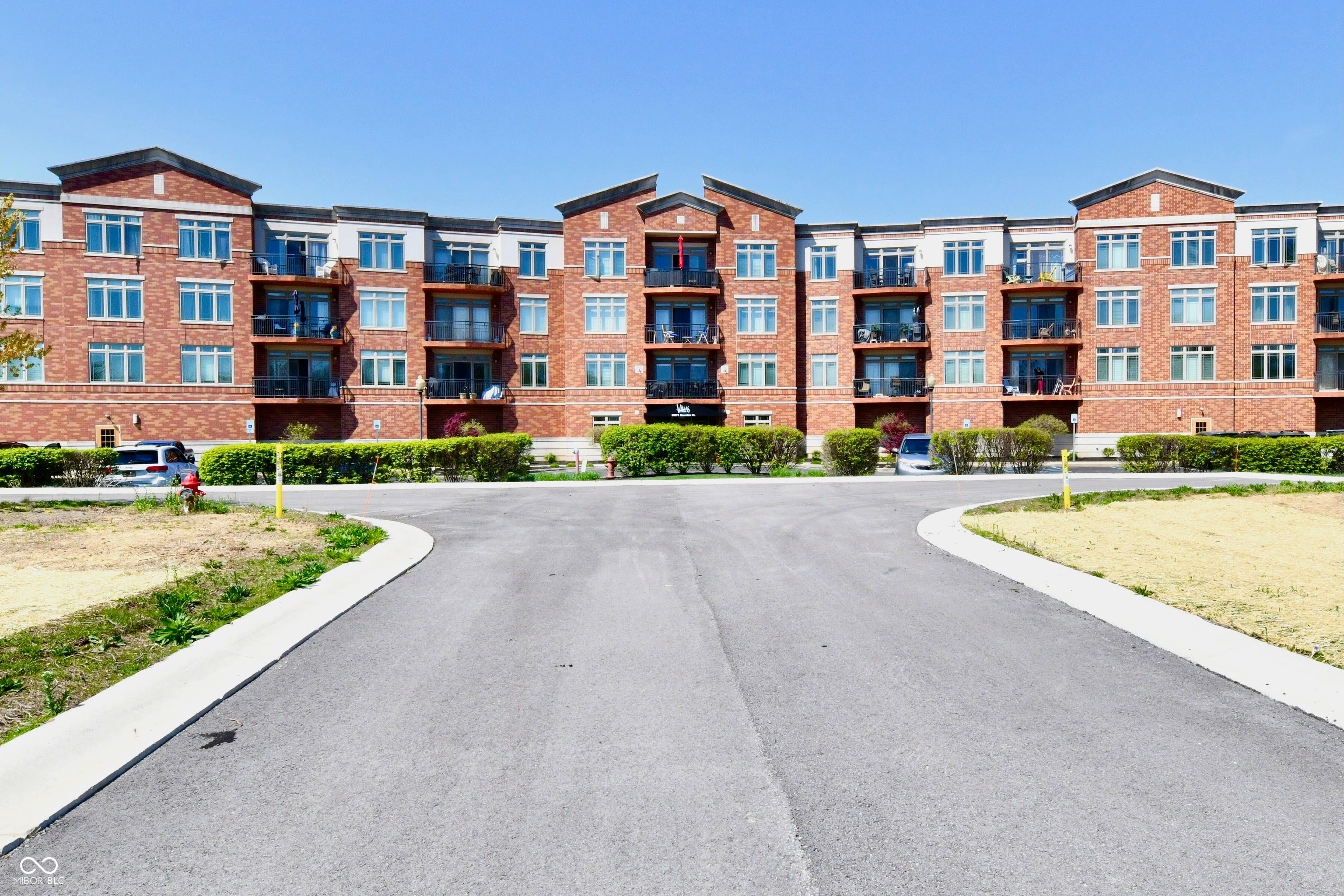 20971 Shoreline Court 302 — photo