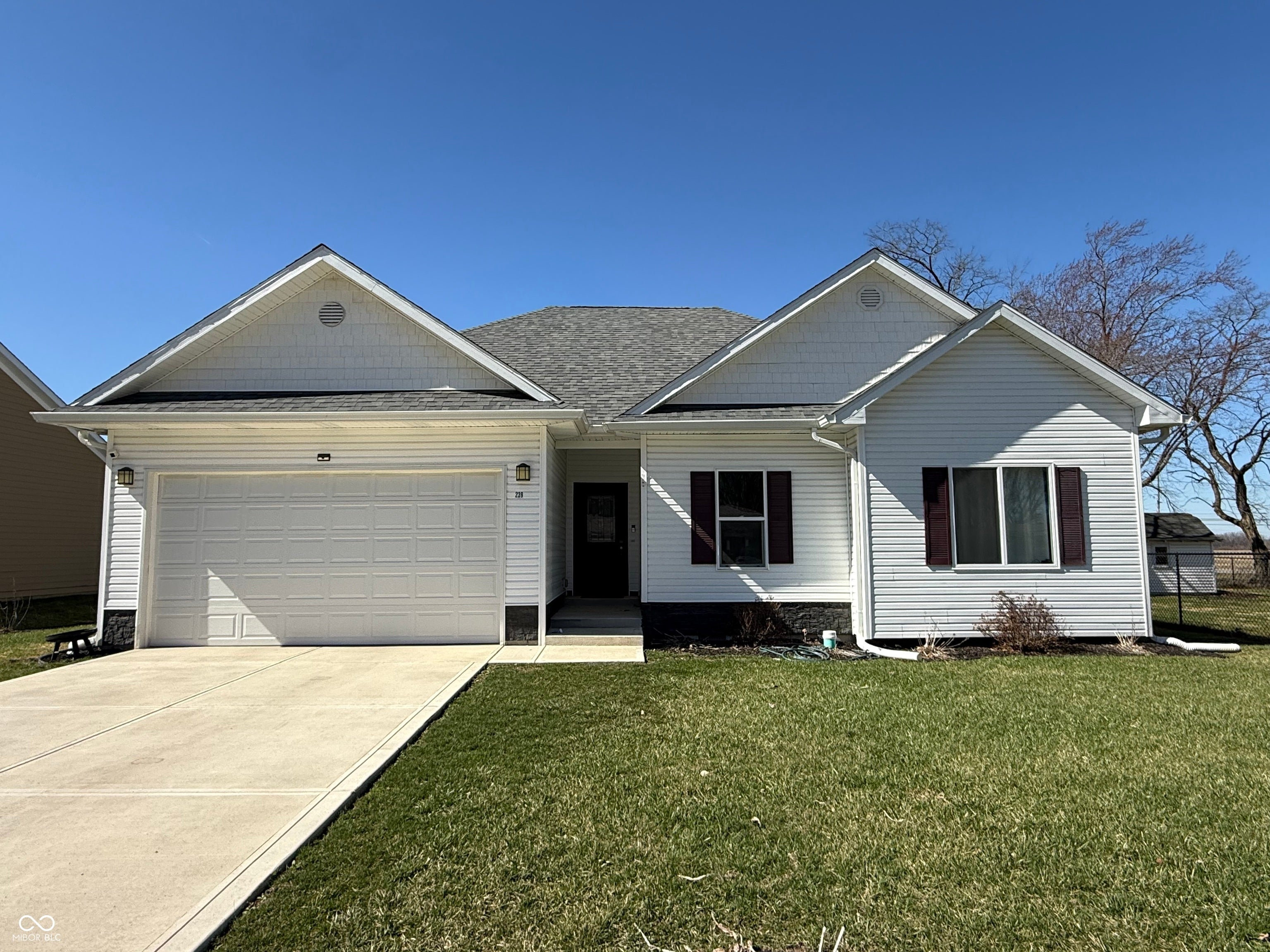 239 N Coventry Drive — photo