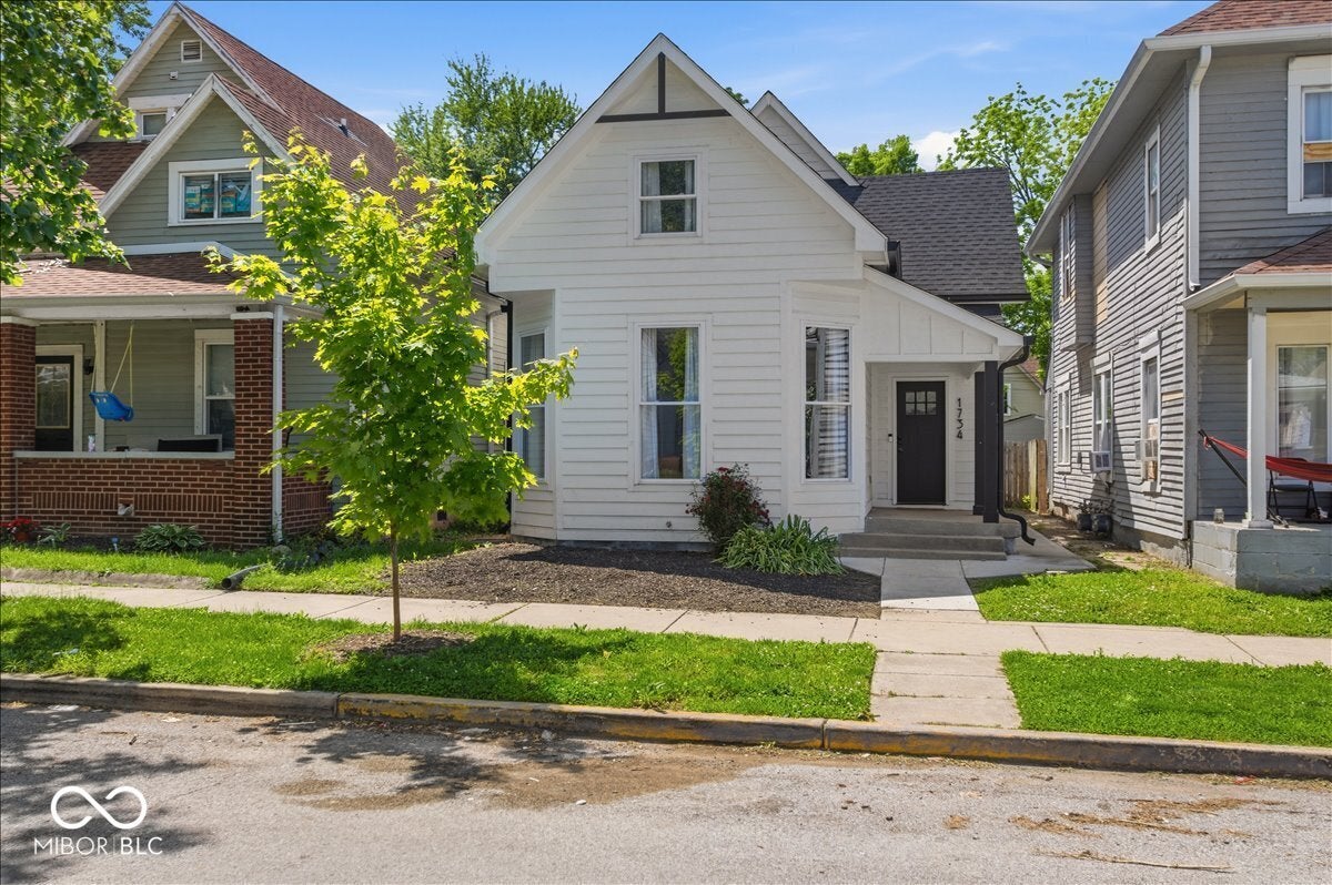 1734 S Talbott Street — photo