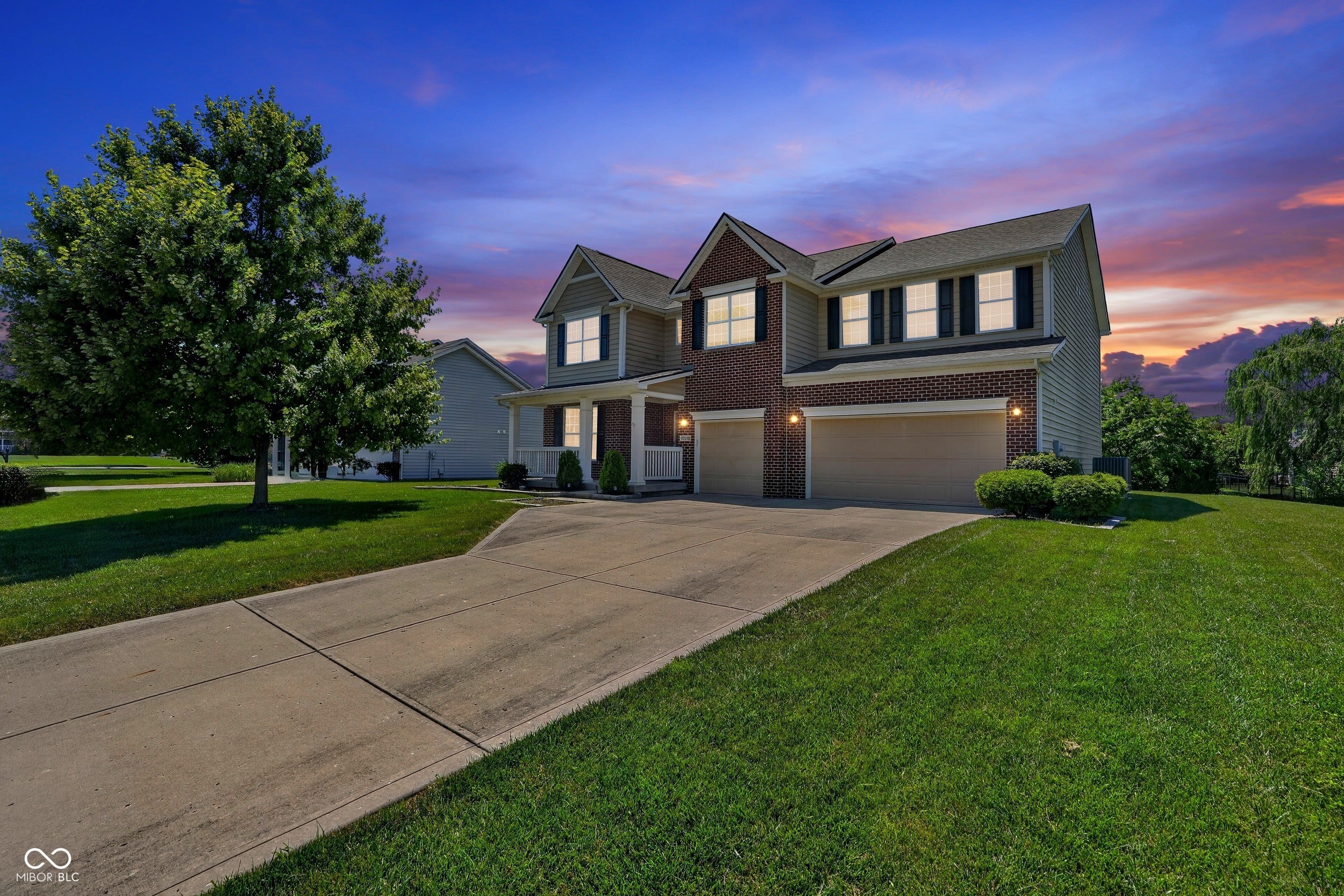10518 Misty Cove Lane — photo