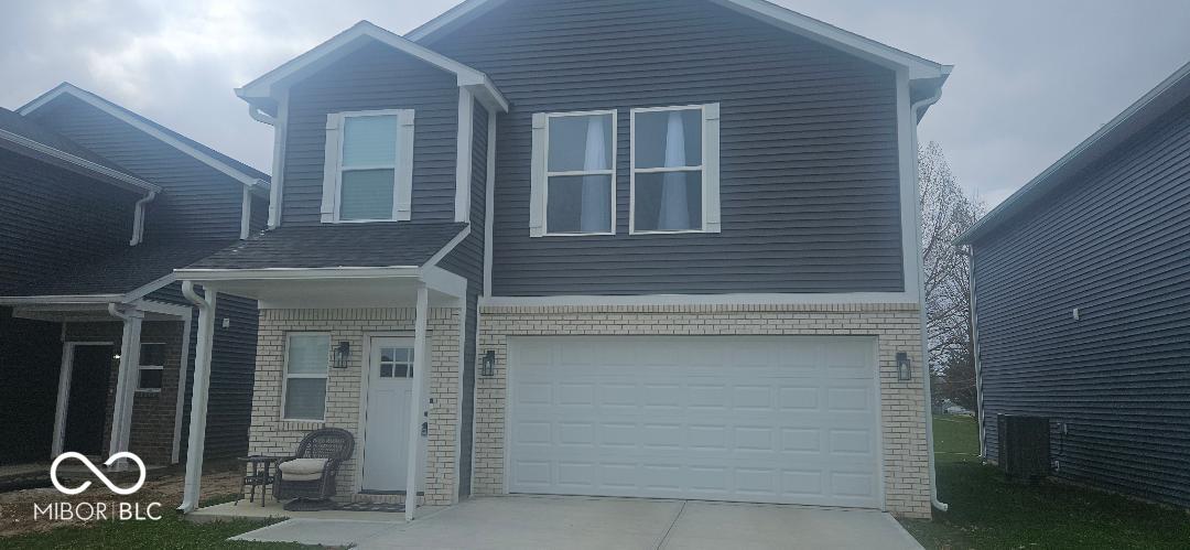 1090 Tomahawk Place — photo