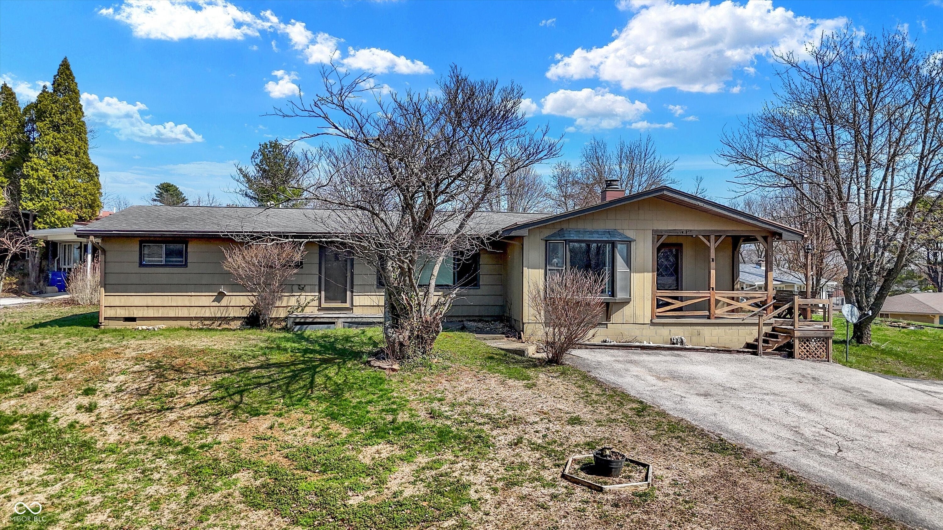 122 Edgewood Drive — photo