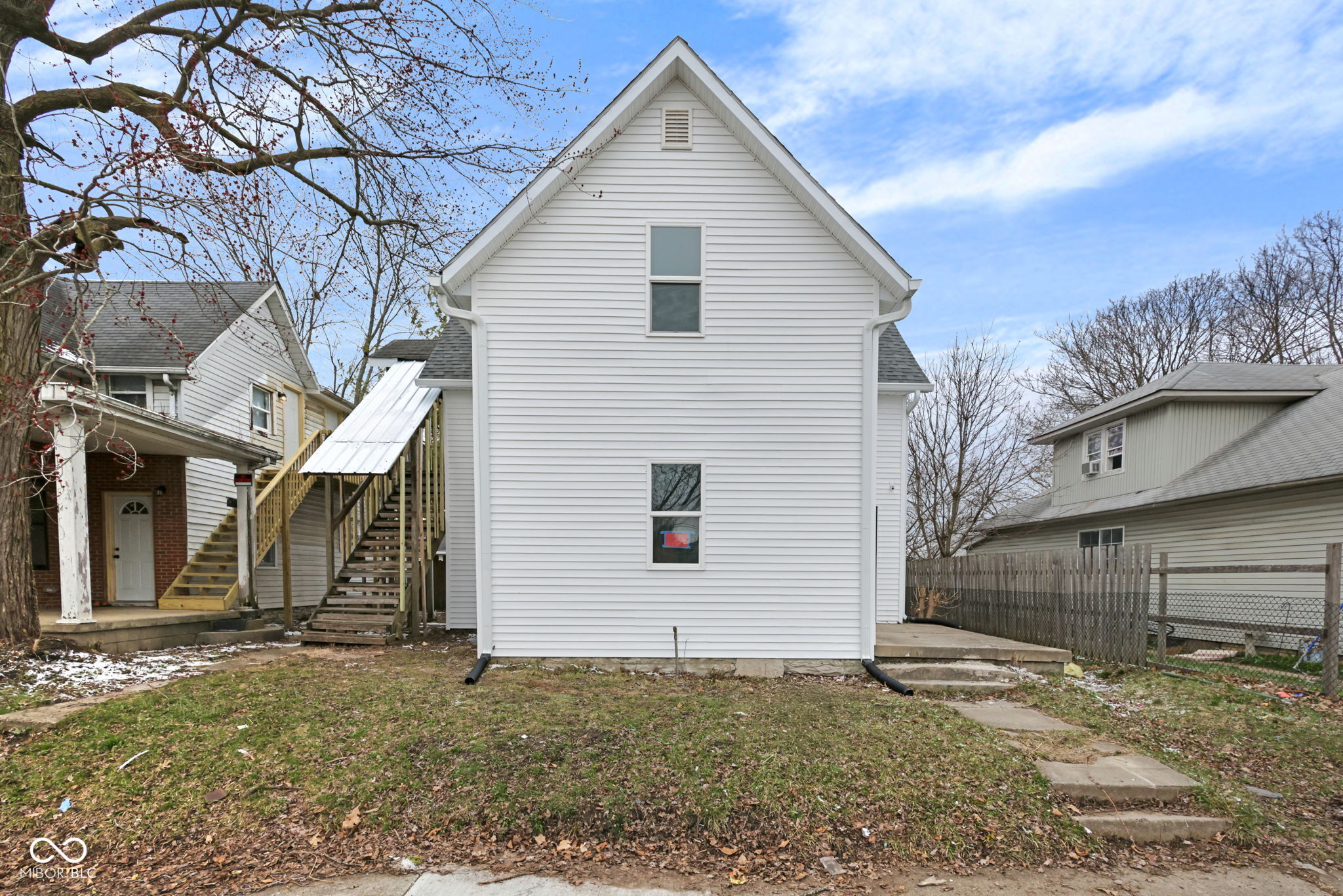 2209 Noble Street — photo