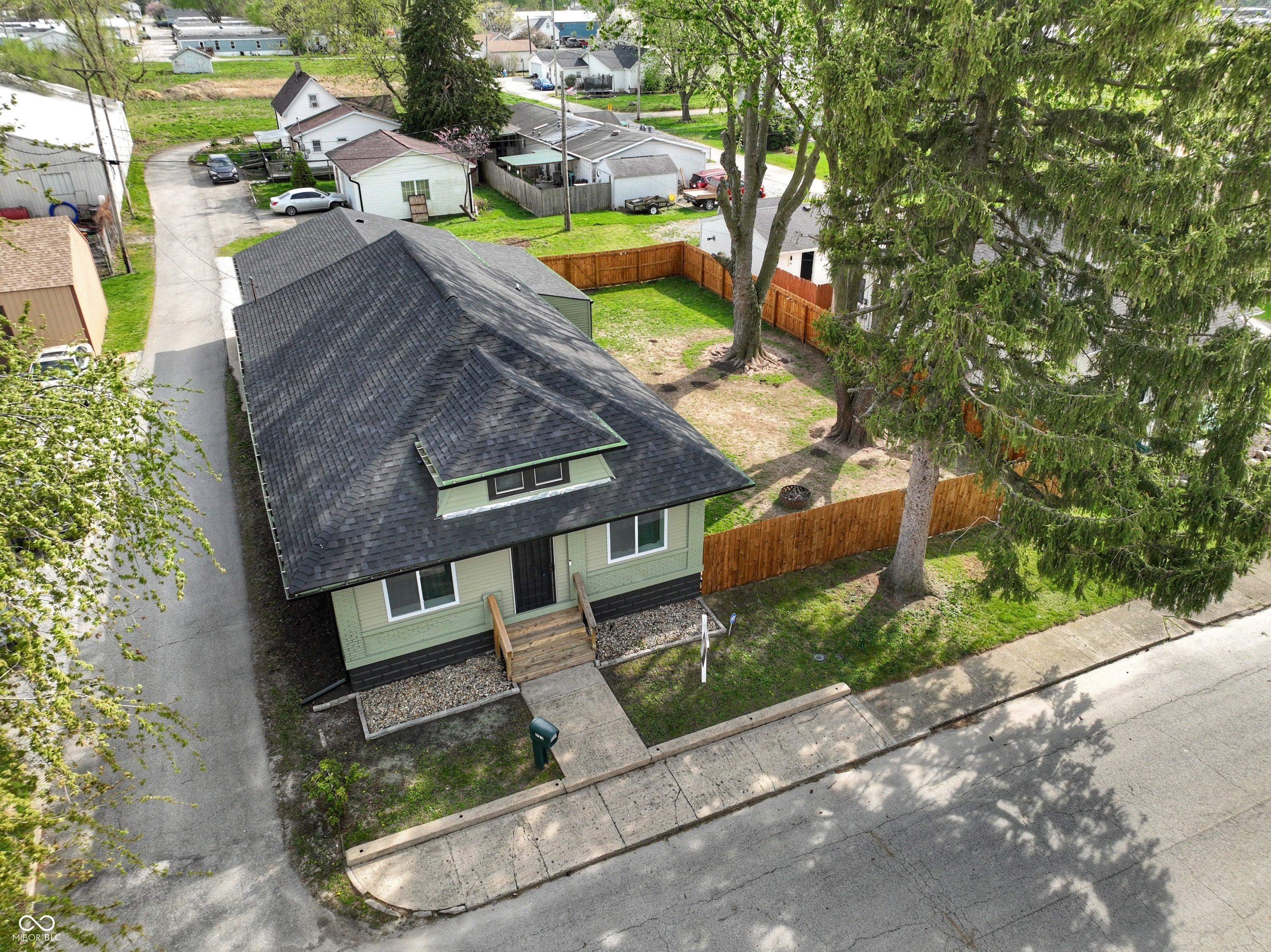 523 W Pearl Street — photo