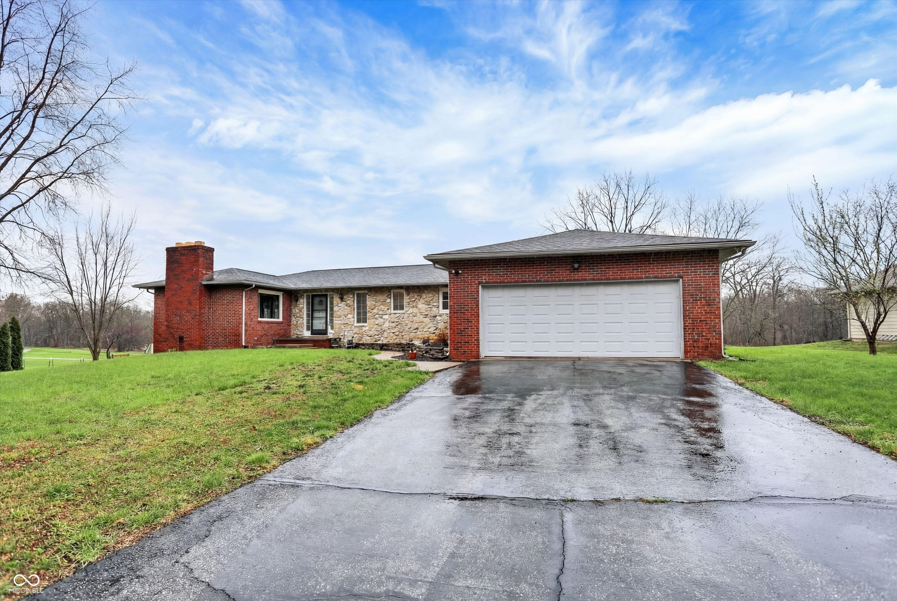 1609 Greenacres Drive — photo