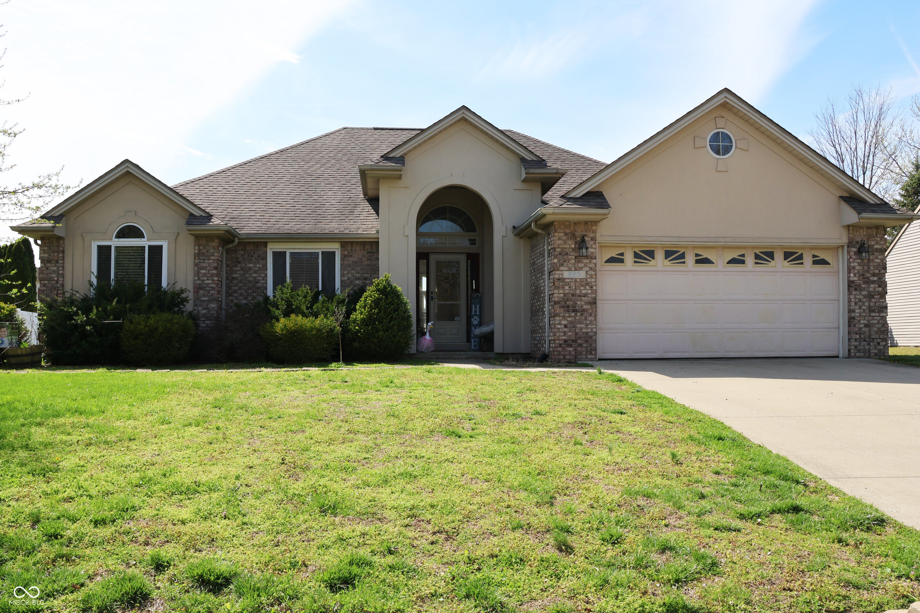 225 Spurgeon Drive — photo