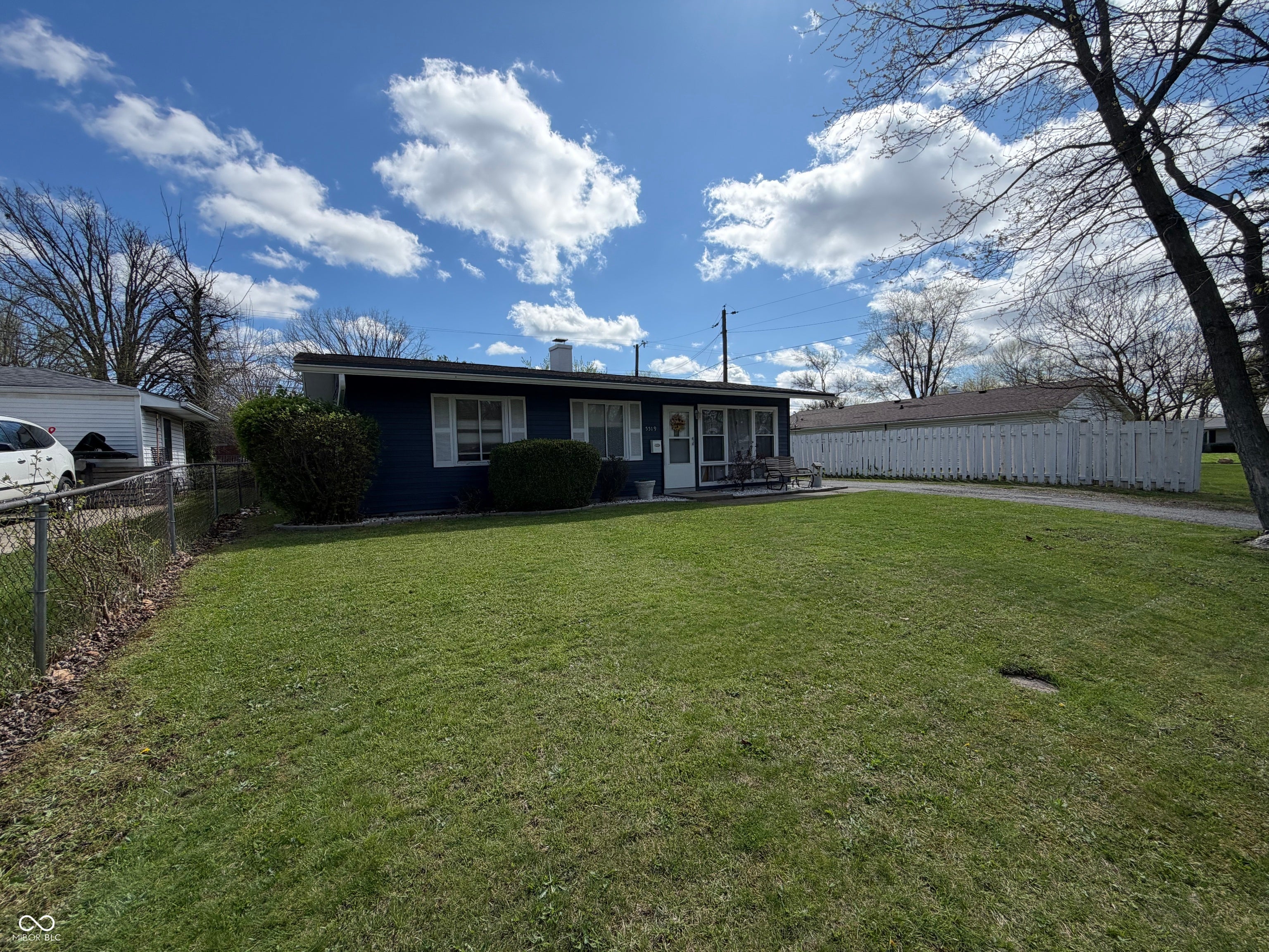 5519 Glencoe Street — photo