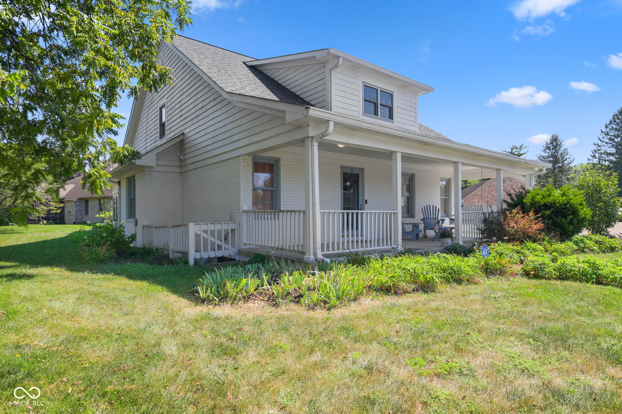 348 Creekbend Lane — photo