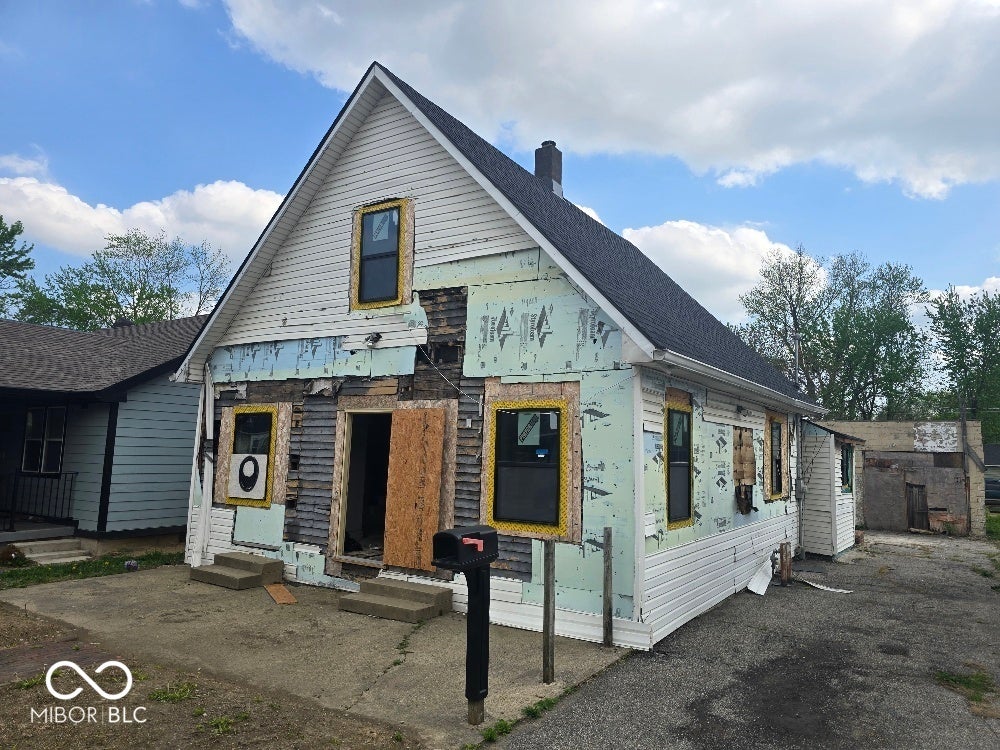 3523 E 10th Street — photo