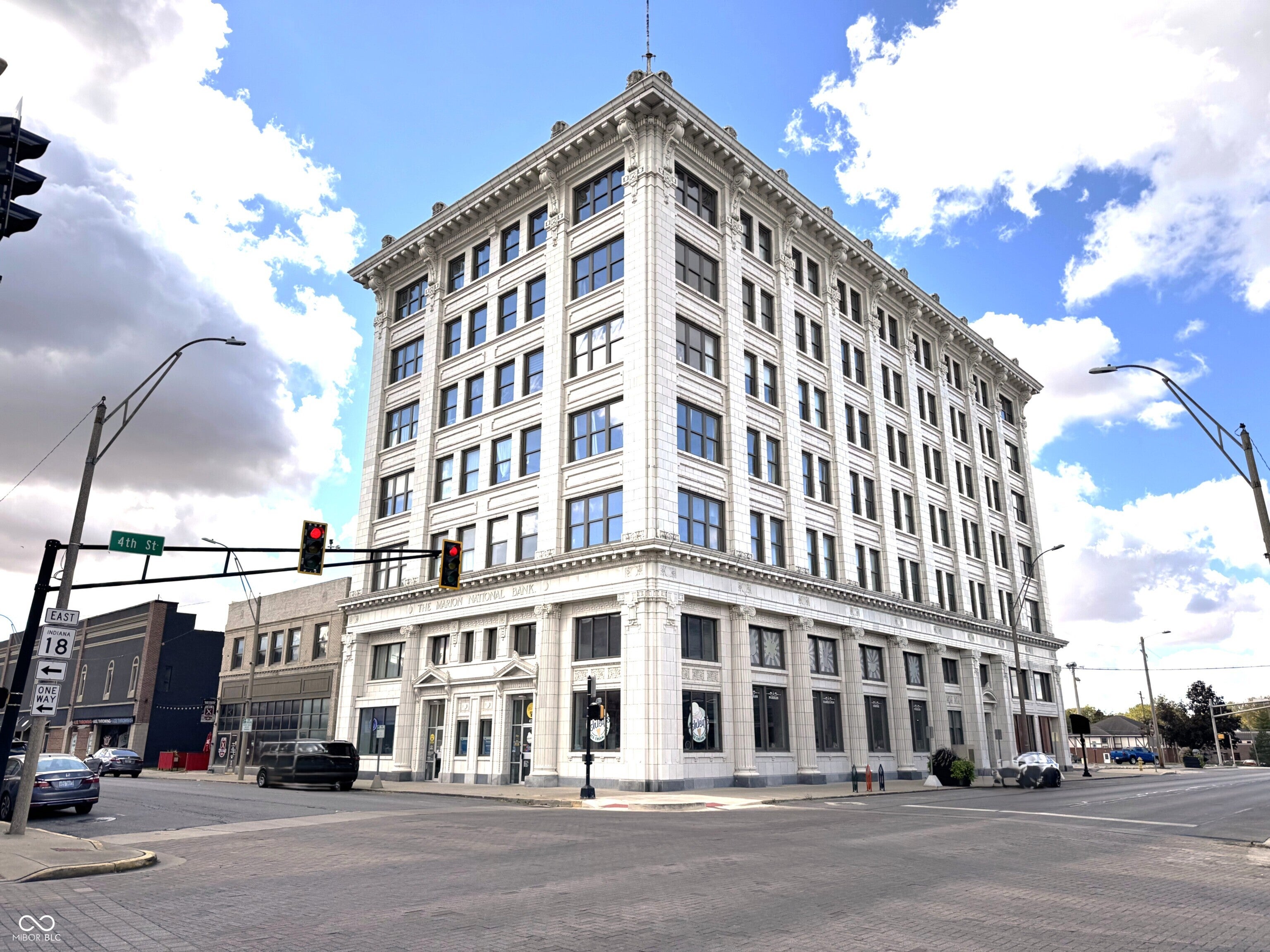 402 S Washington Street — photo