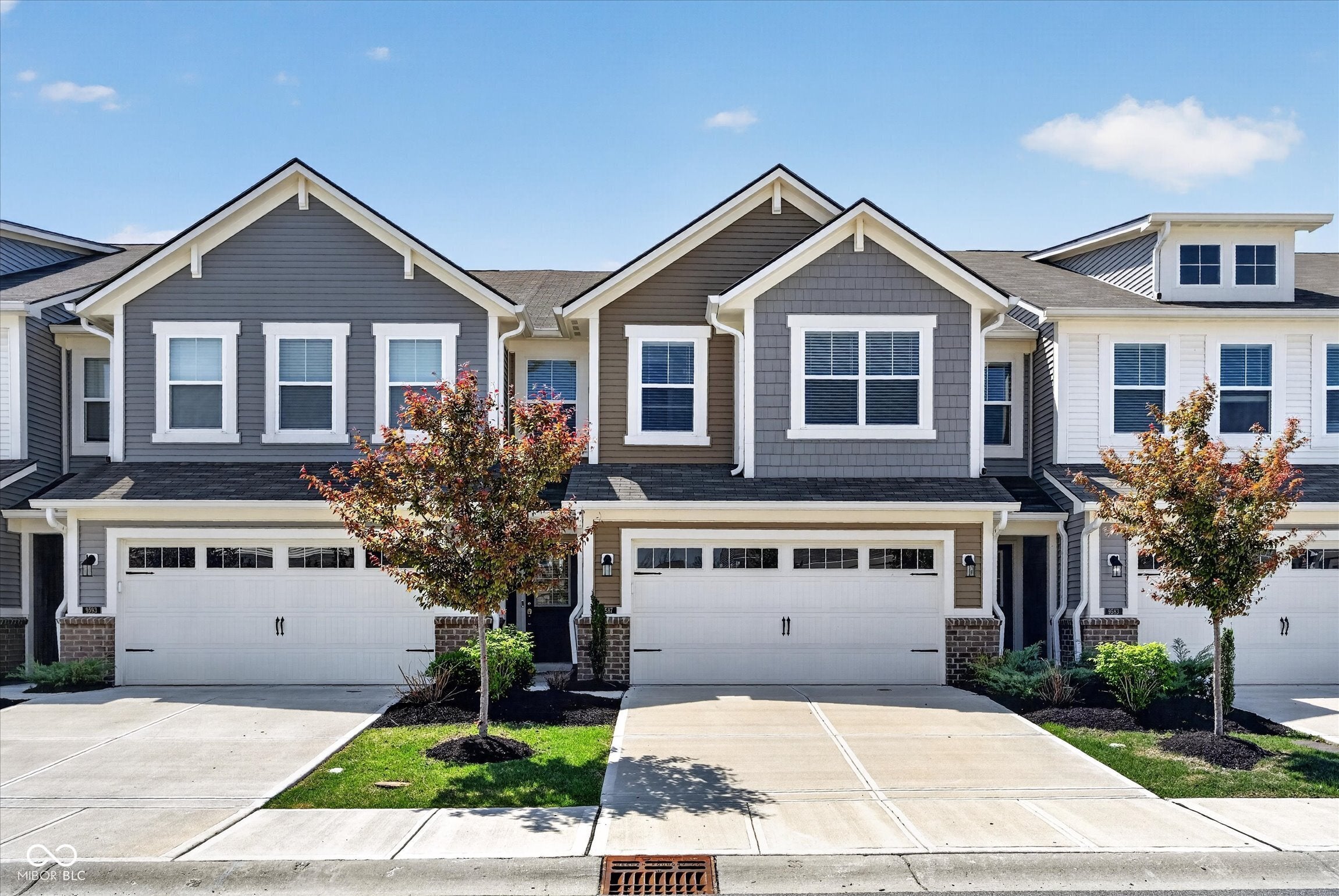 9587 Beckett Street — photo