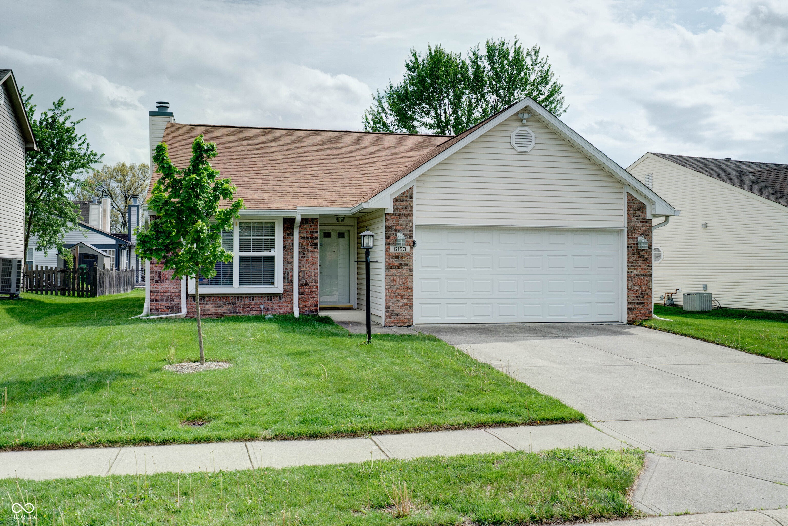 6153 White Birch Drive — photo