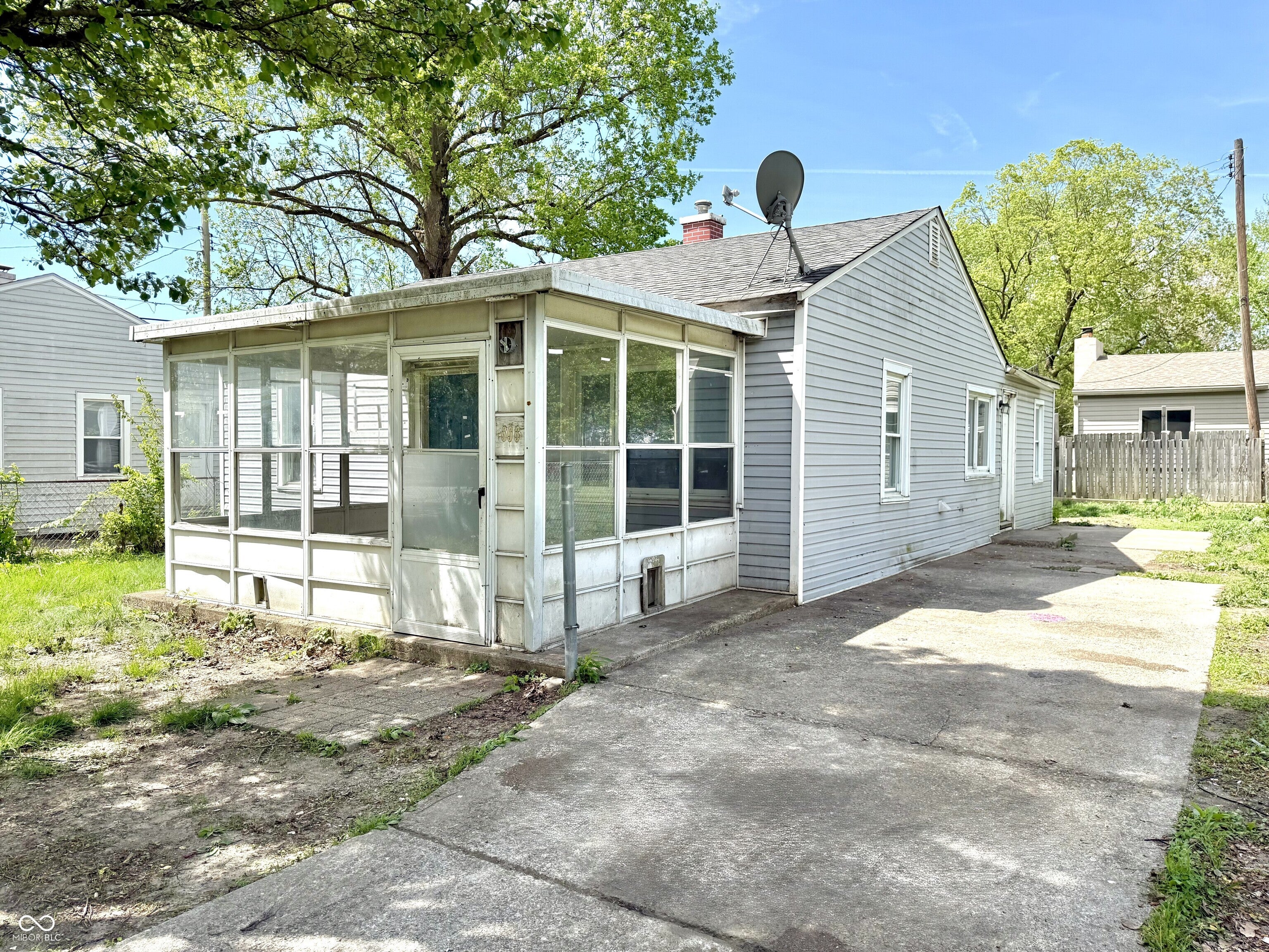 606 Good Avenue — photo