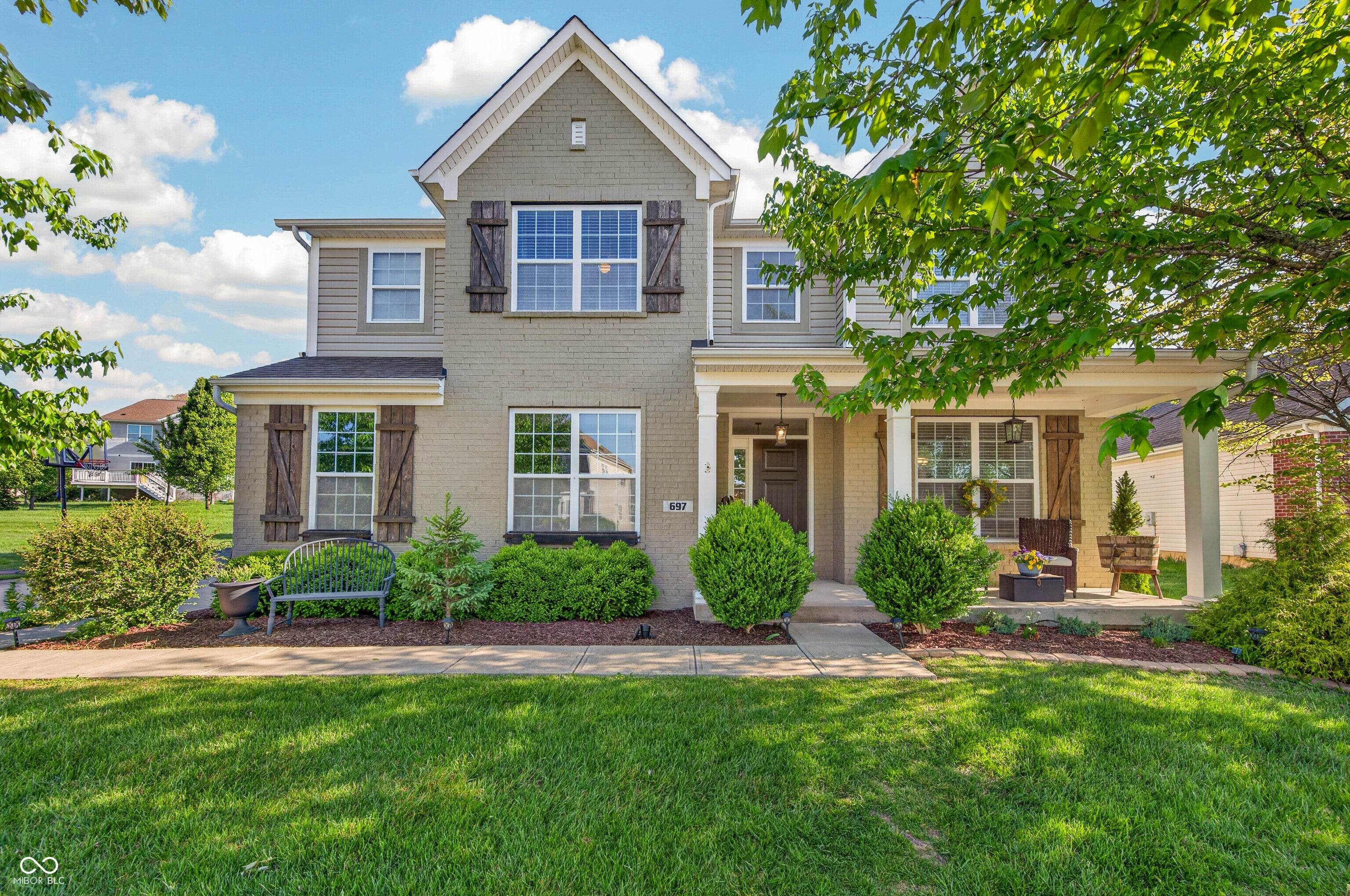 697 Lake Vista Drive — photo