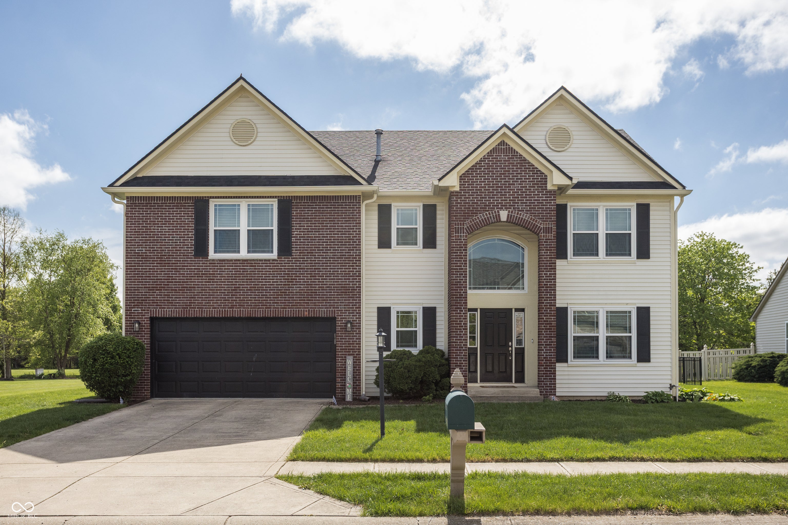 9348 Stones Ferry Way — photo