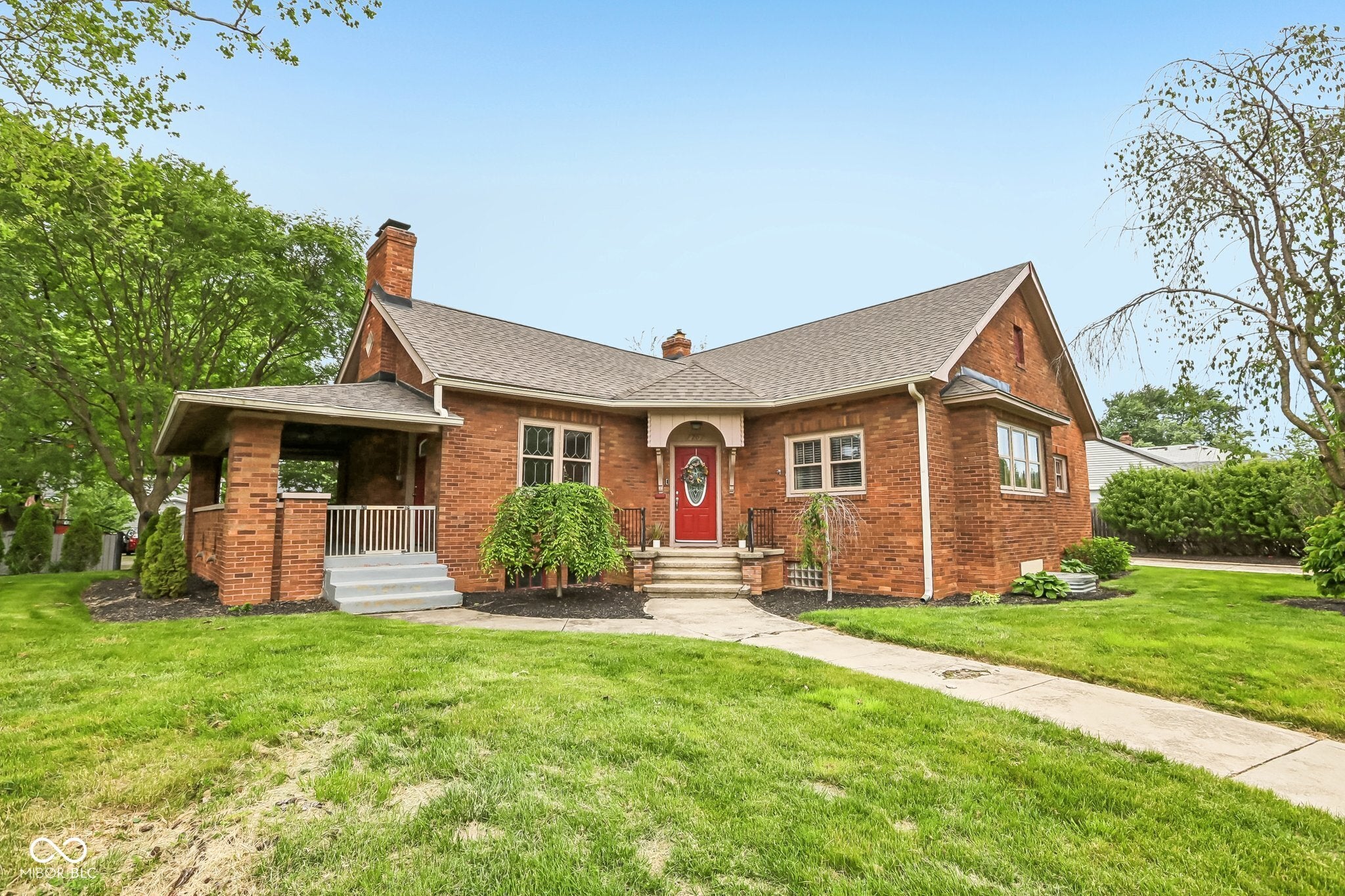 20 E Pleasant Run Parkway North Drive — photo