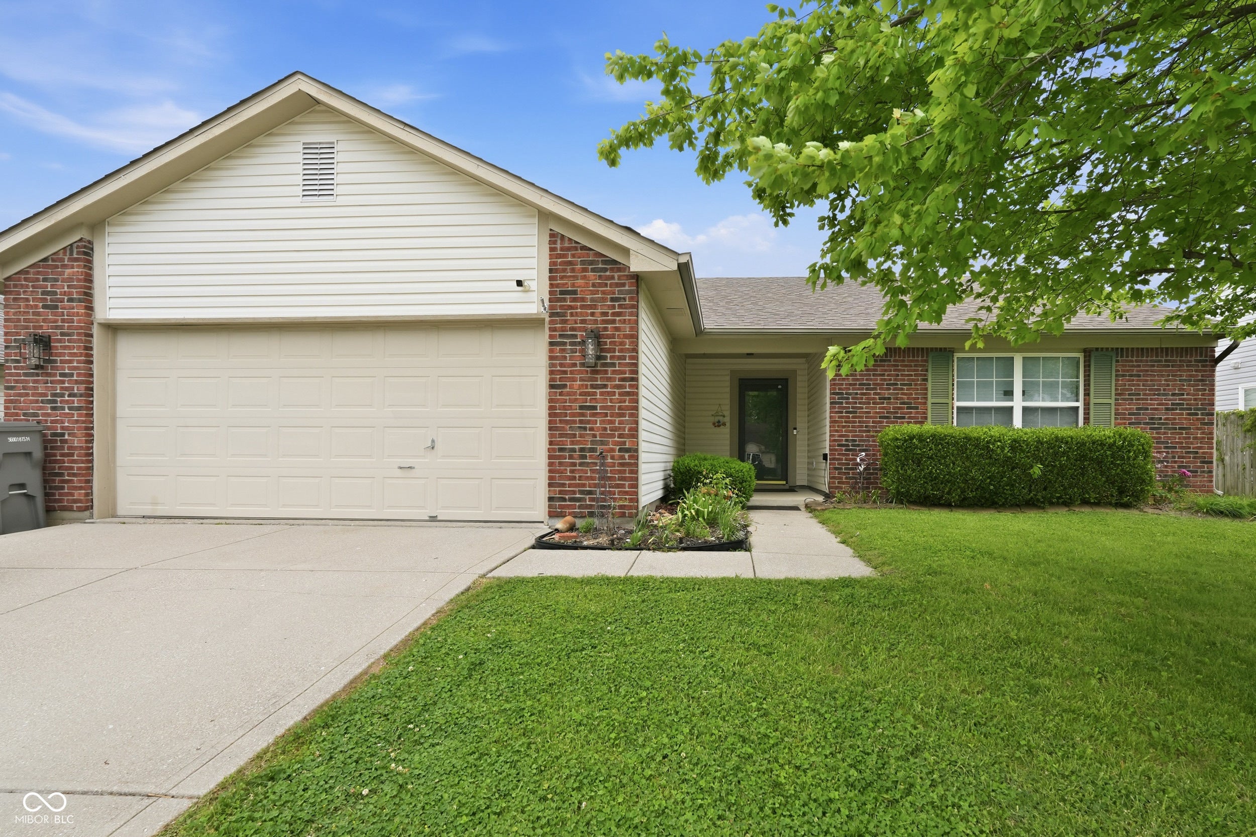5312 W Scatterwood Court — photo