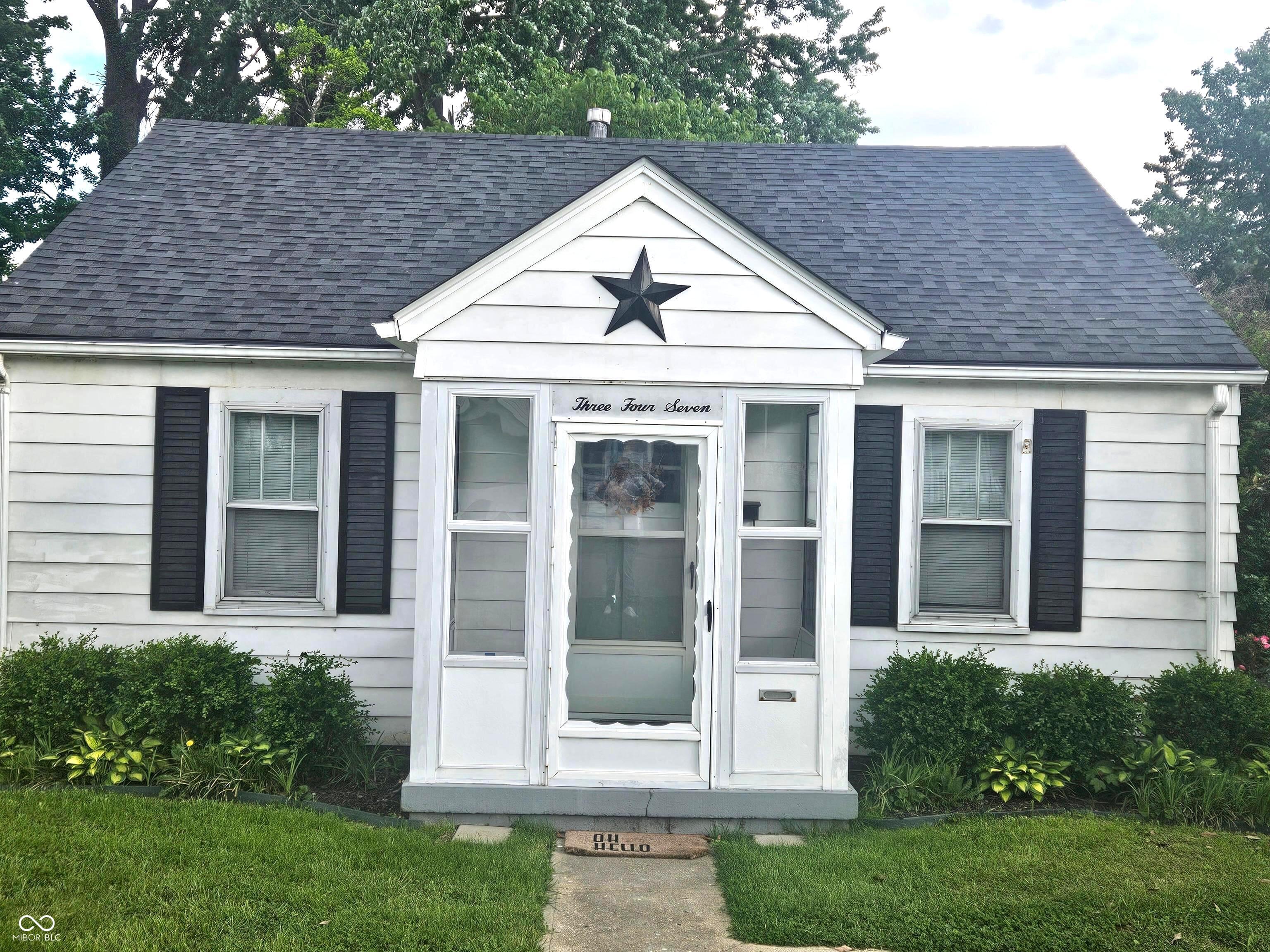 347 S Fern Street — photo