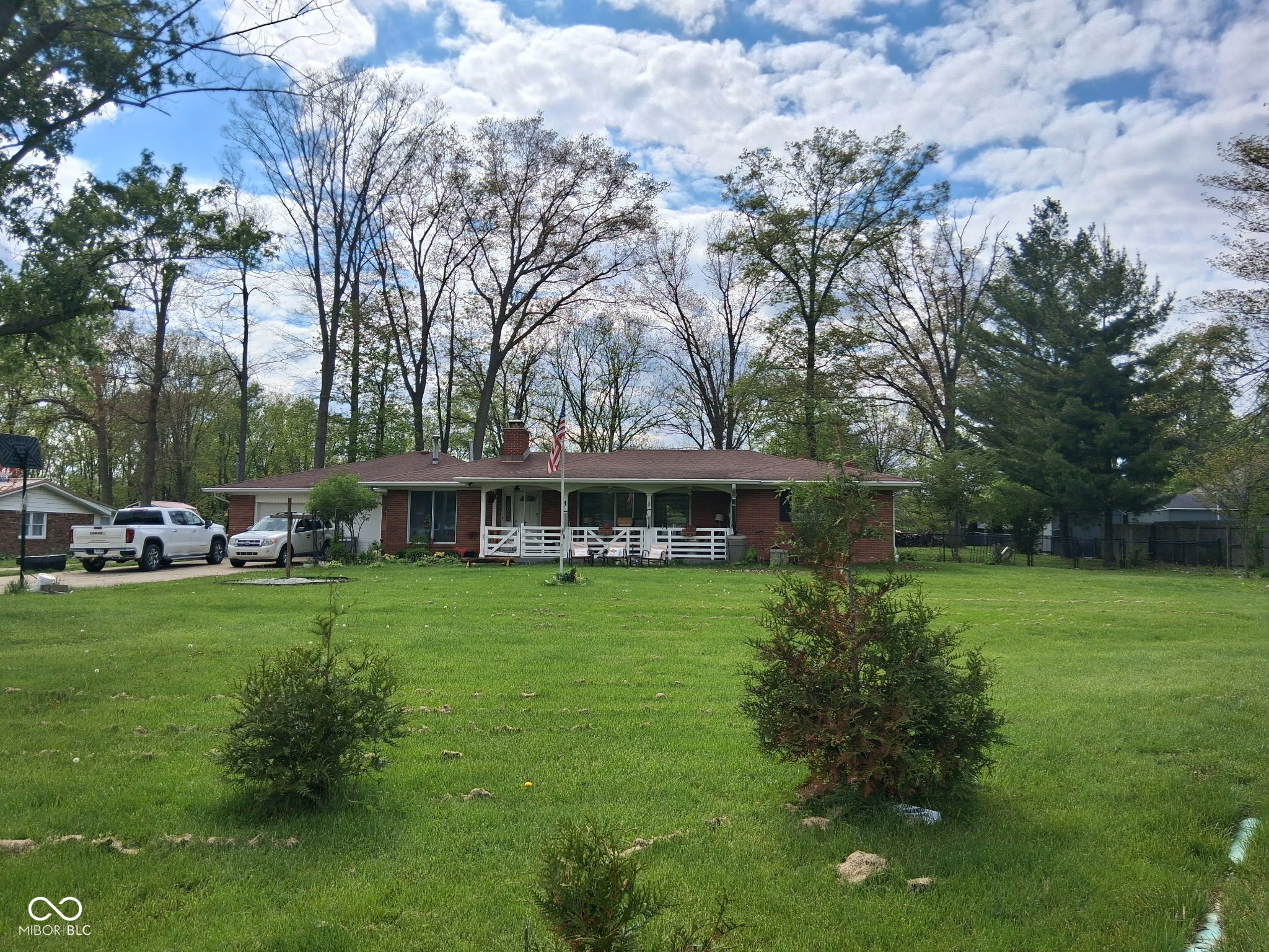 27 N Scatterfield Road — photo