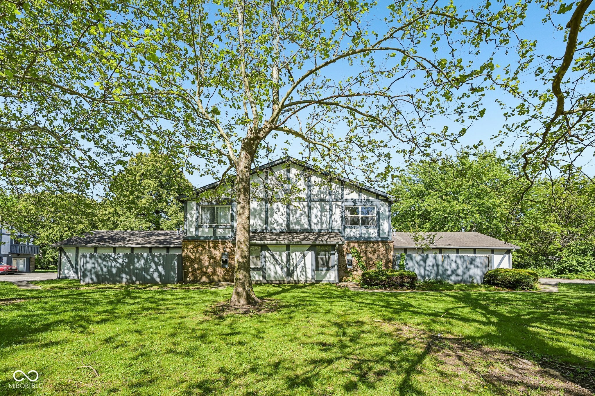 3724 Tudor Park Drive — photo