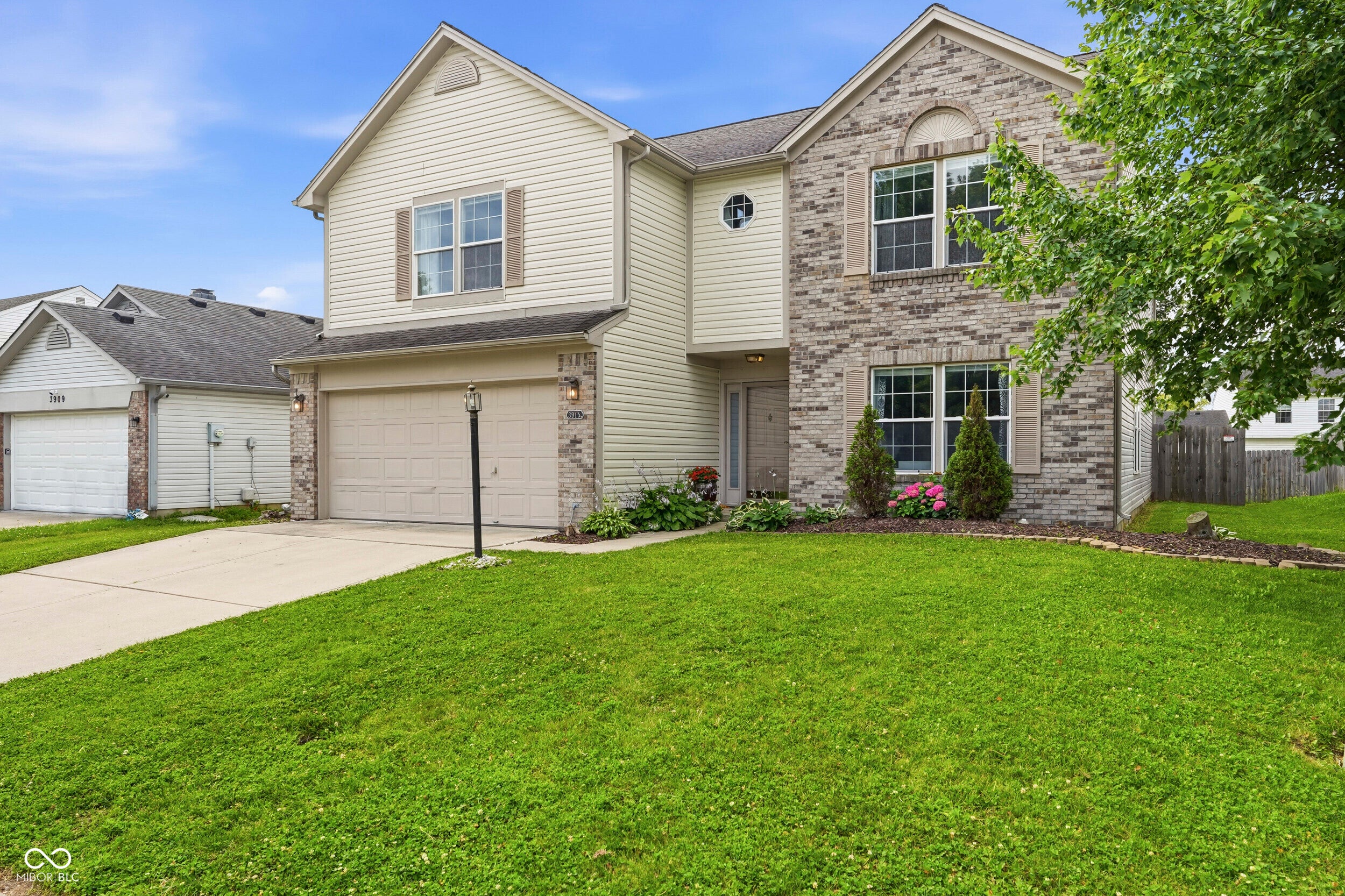 3915 Rosefinch Circle — photo