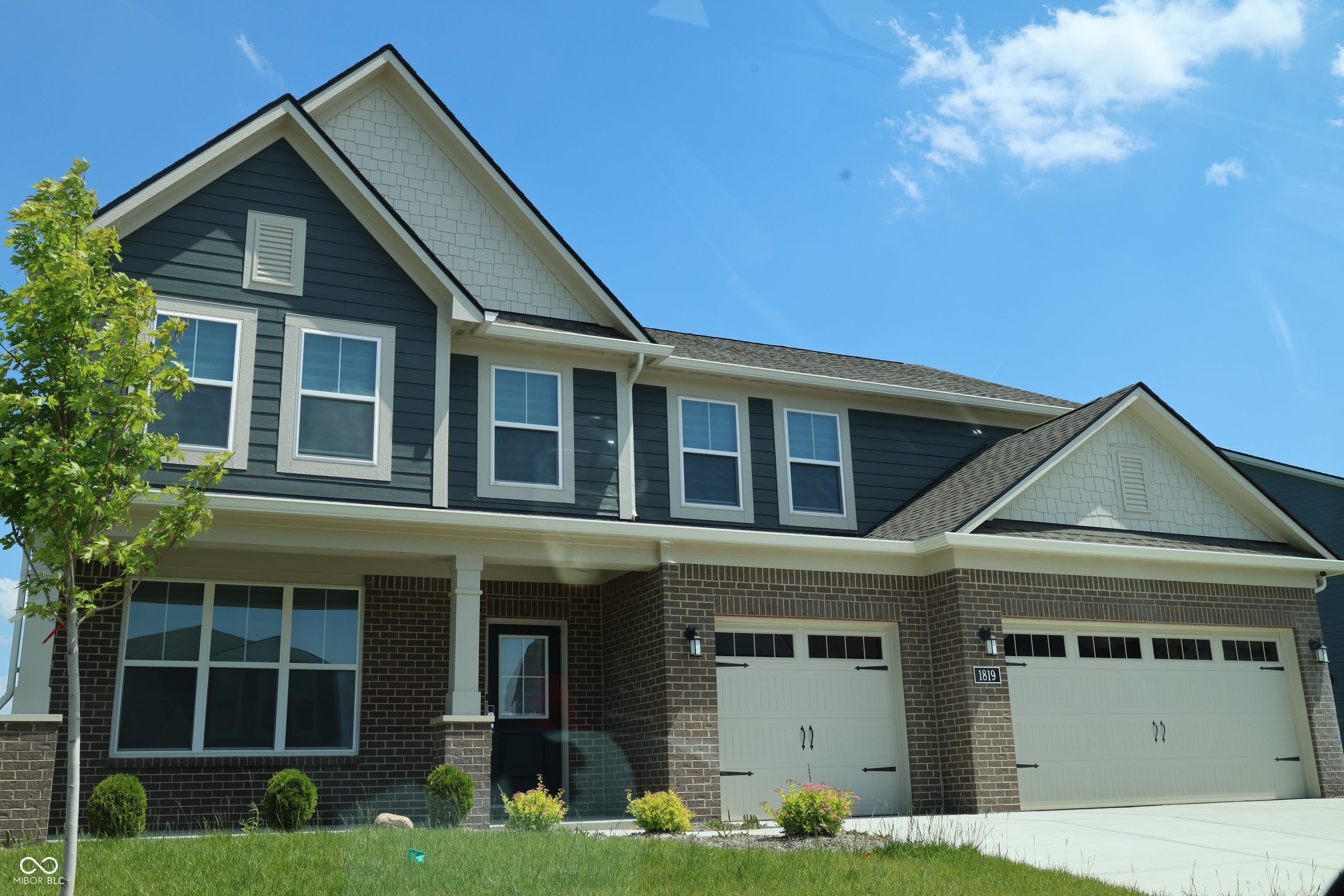 1819 Vista Ridge Drive — photo