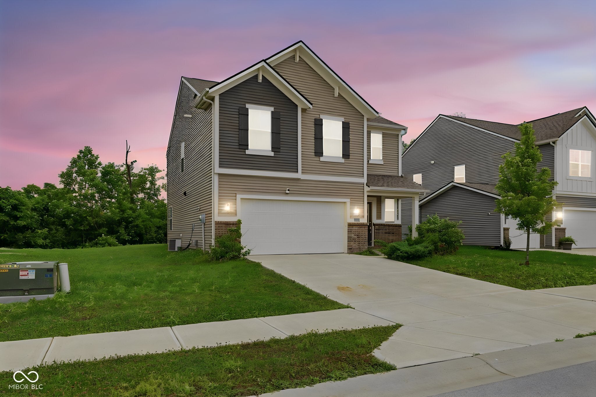 3684 Locust Drive — photo
