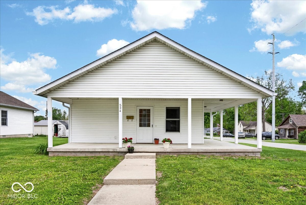534 E Walnut Street — photo