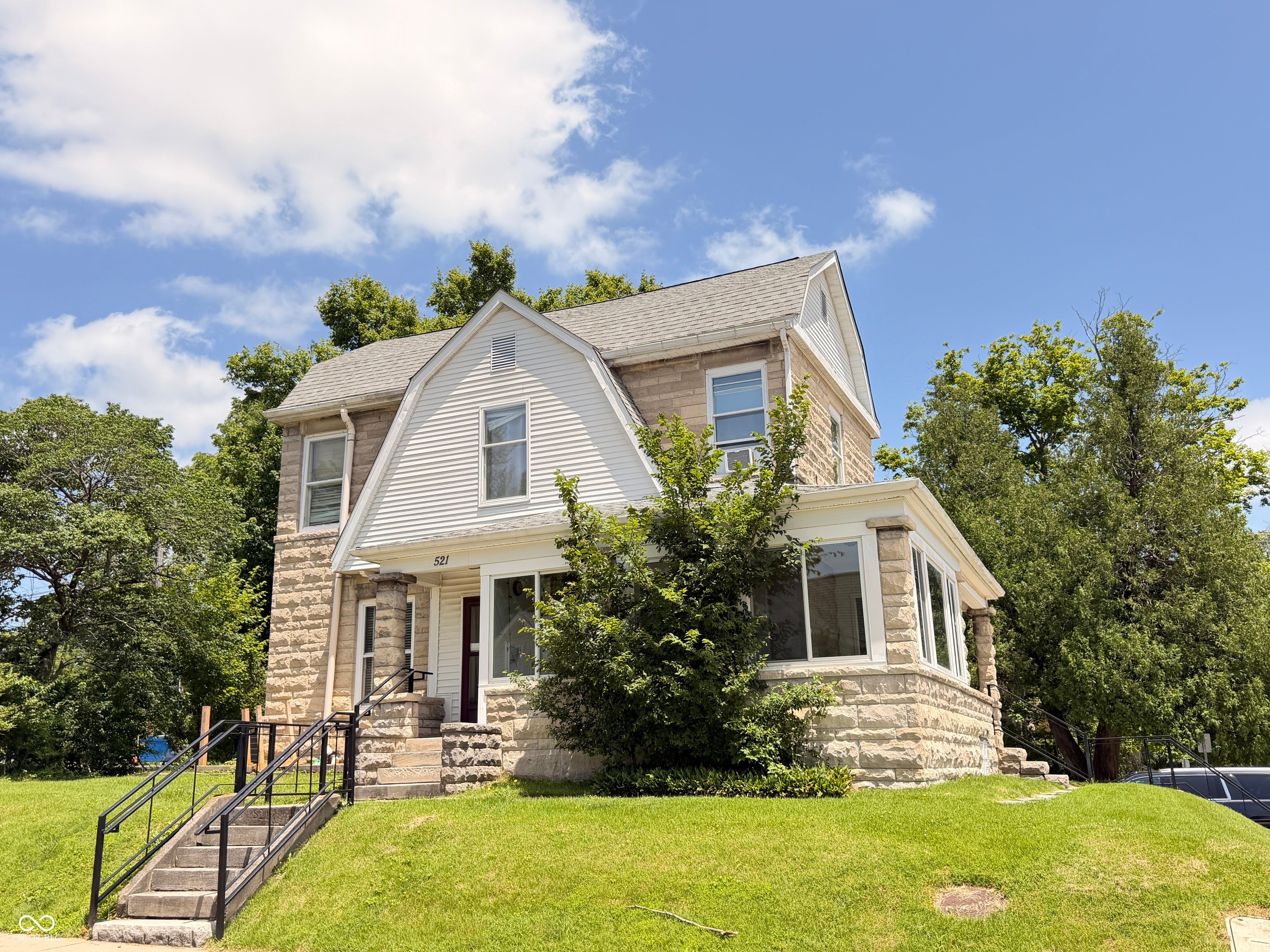 521 S Grant Street — photo