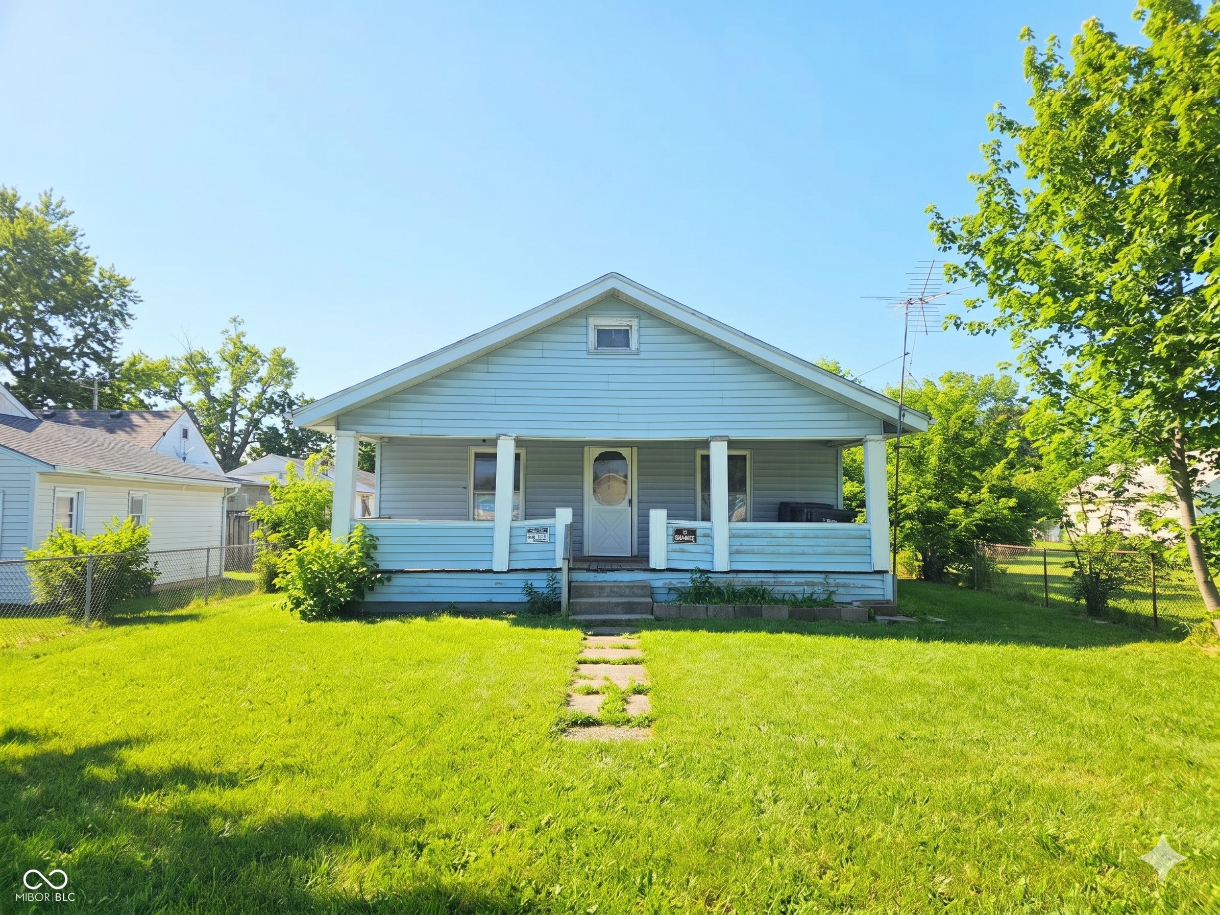 143 E School Street — photo