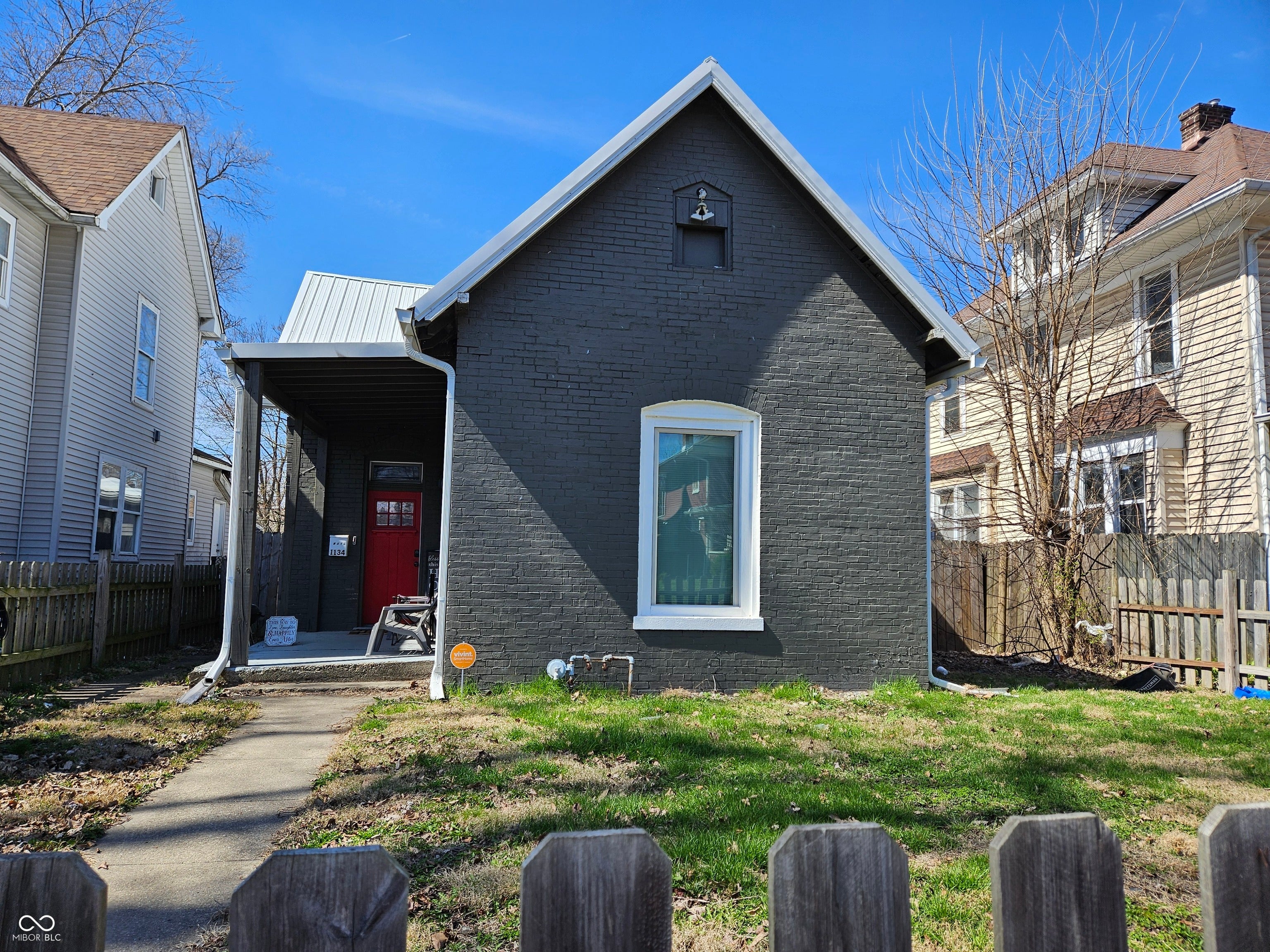 1134 N Oxford Street — photo