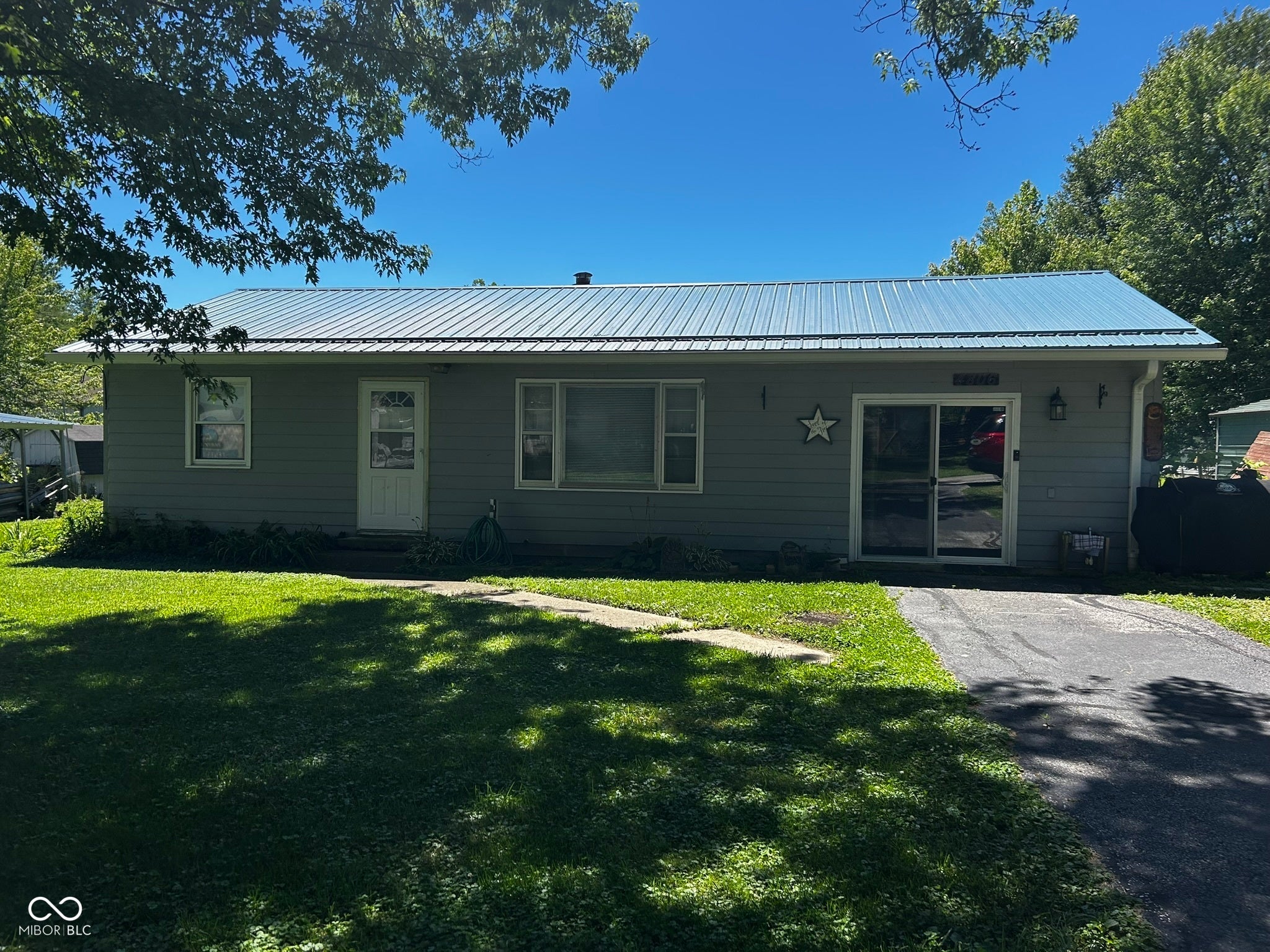 4806 State Road 46 E — photo