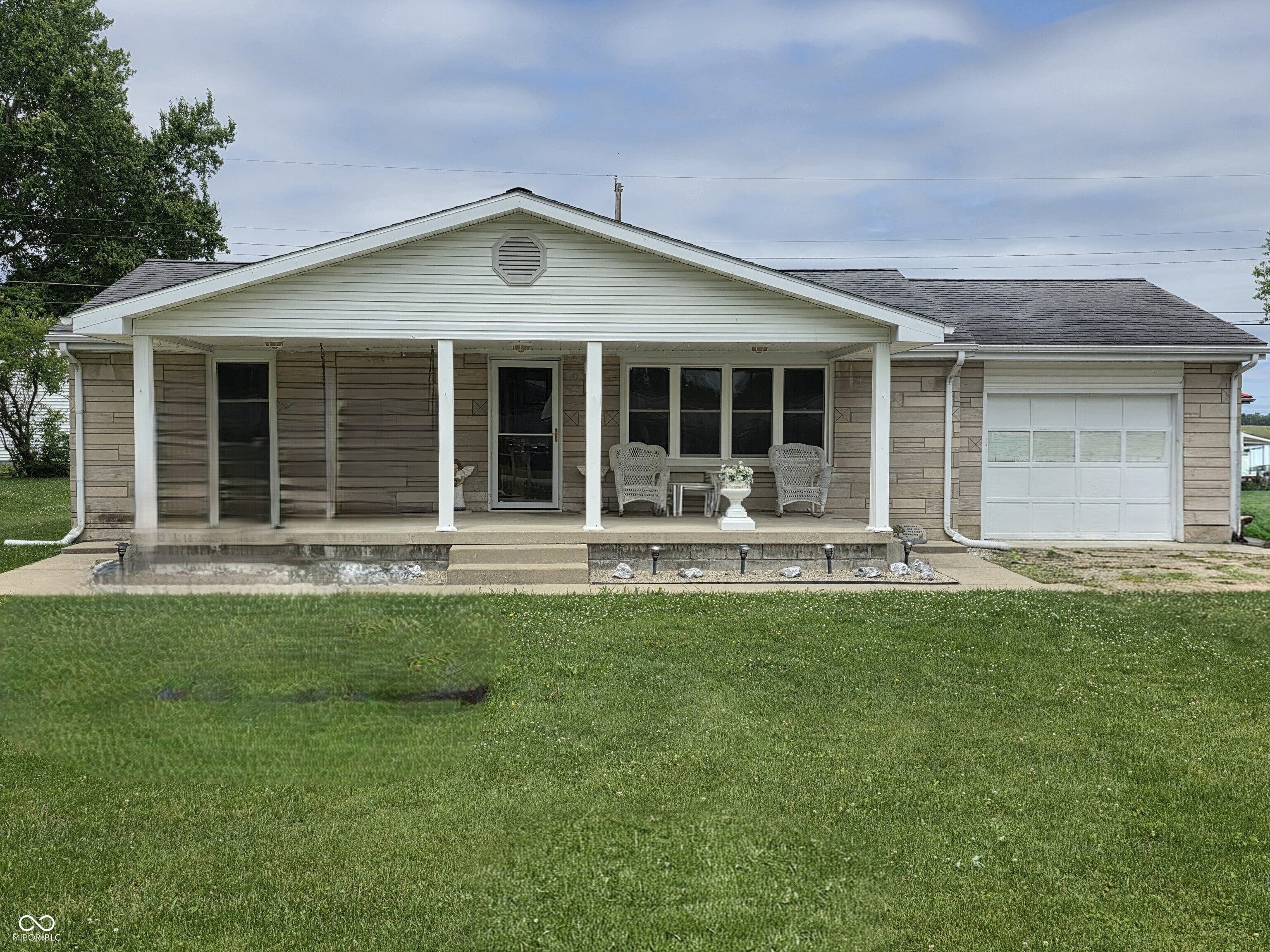 604 E Gatewood Drive — photo